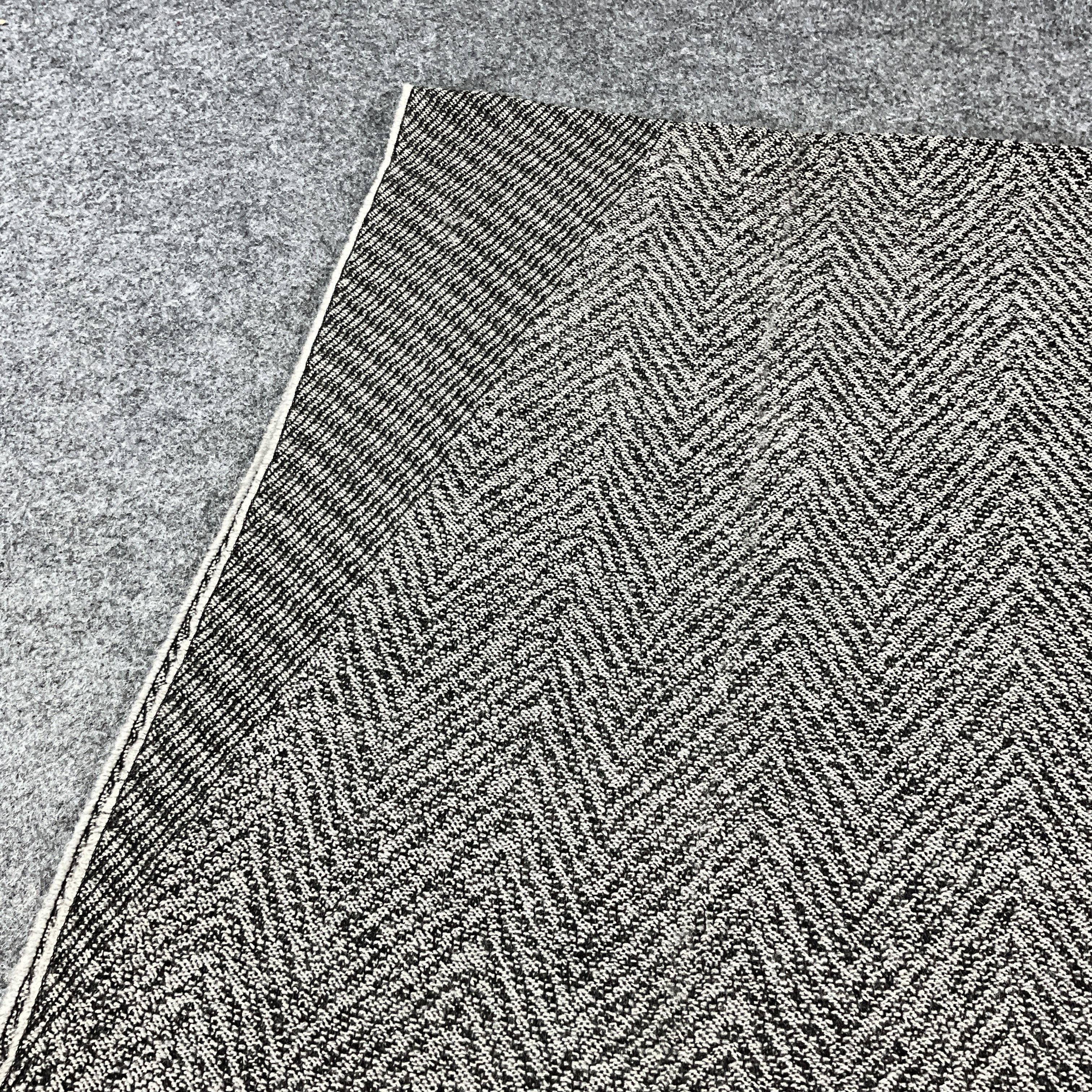 Giorgio Armani Giorgio Armani Scarf / Muffler / Neckwear T1242 Size ONE SIZE - 12 Thumbnail