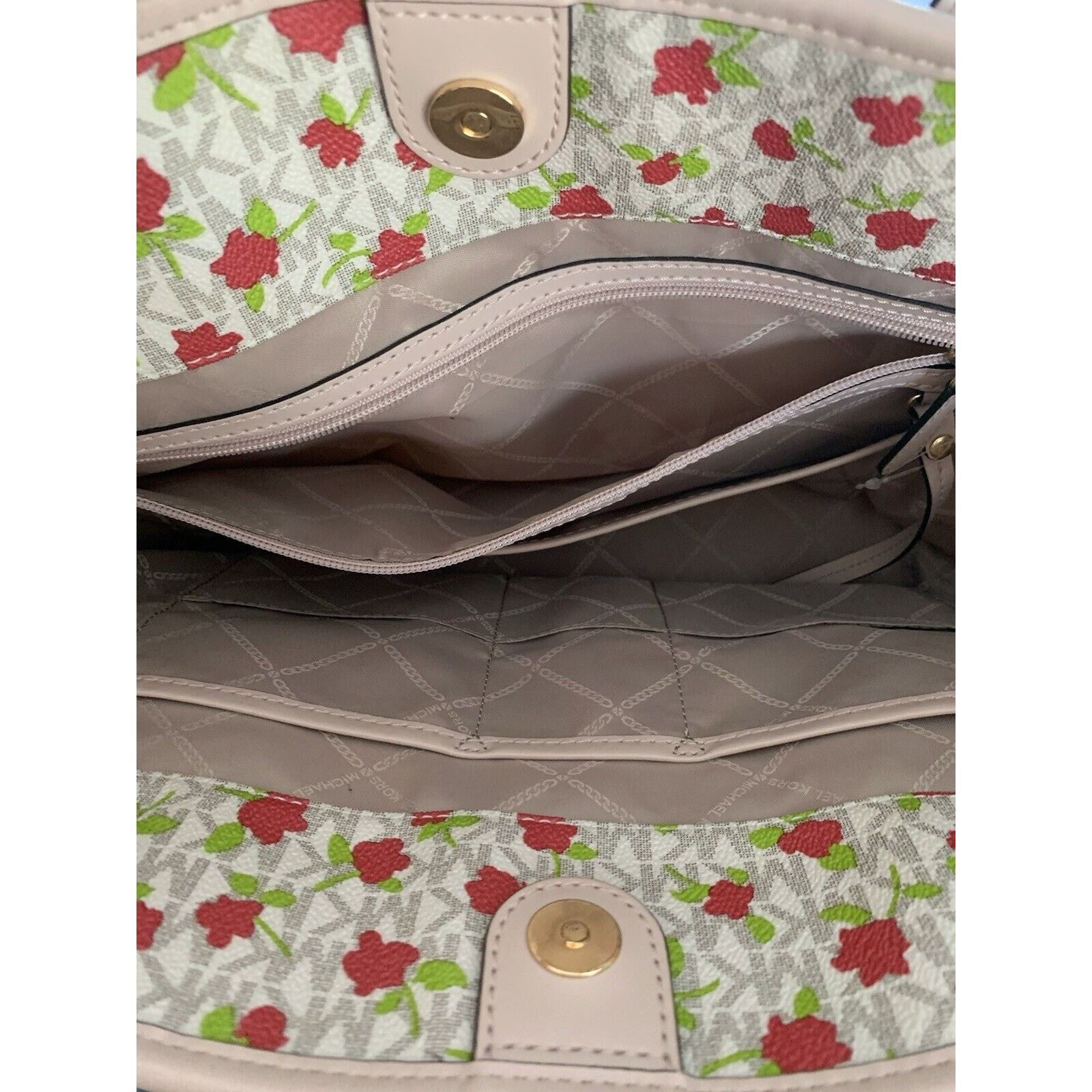 Michael Kors Michael Kors Carter MK Rose Floral Vanilla Large Tote Size ONE SIZE - 11 Thumbnail