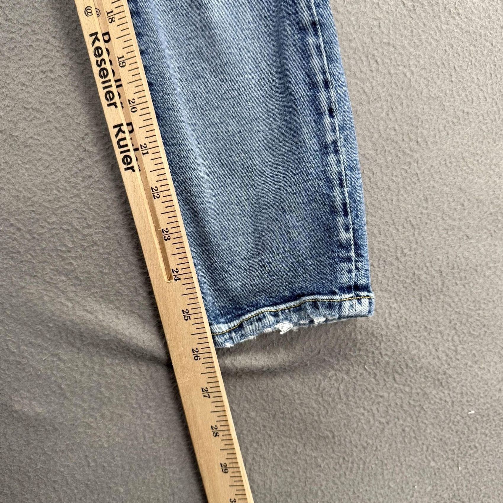 Agolde VINTAGE AGOLDE Jeans Womens 26 Light Wash Distressed Skinny Raw Hem Stretch A018-812 Size 26" / US 2 / IT 38 - 7 Thumbnail