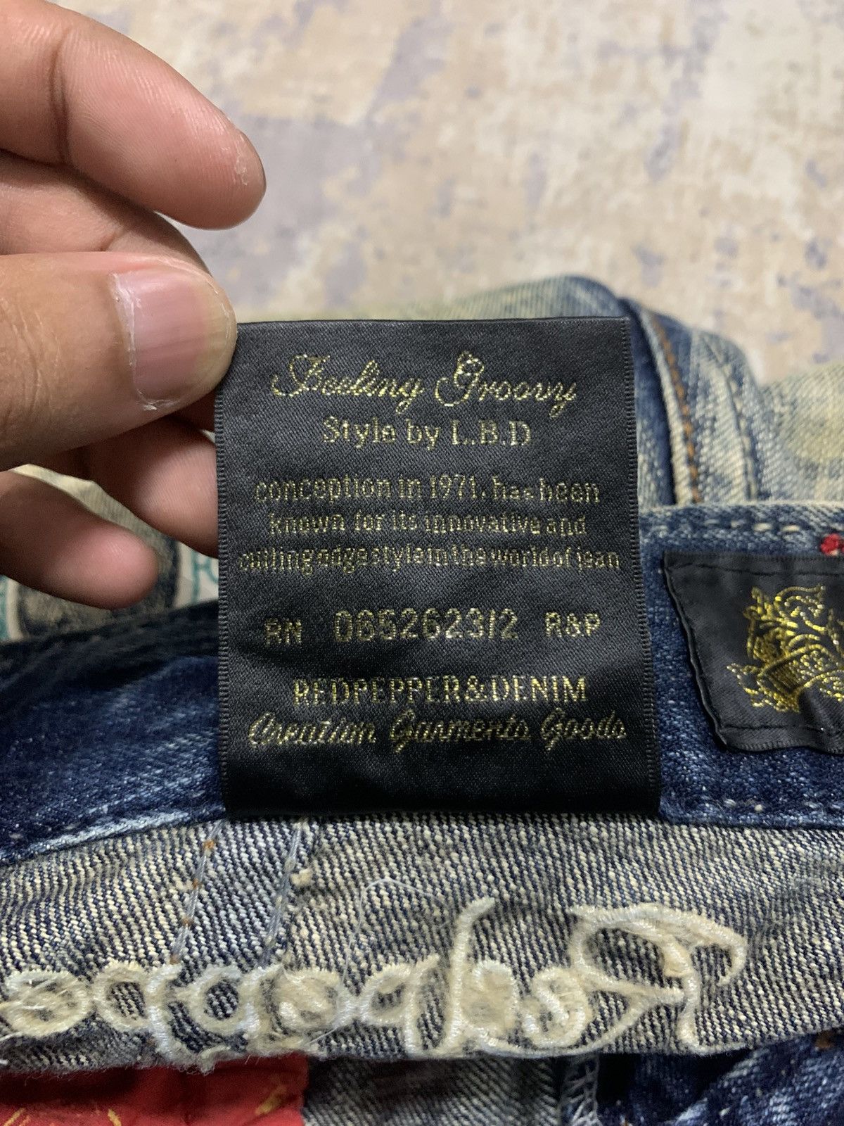 If Six Was Nine Vintage Red pepper Flared Distressed Jeans Size US 32 / EU 48 - 12 Thumbnail
