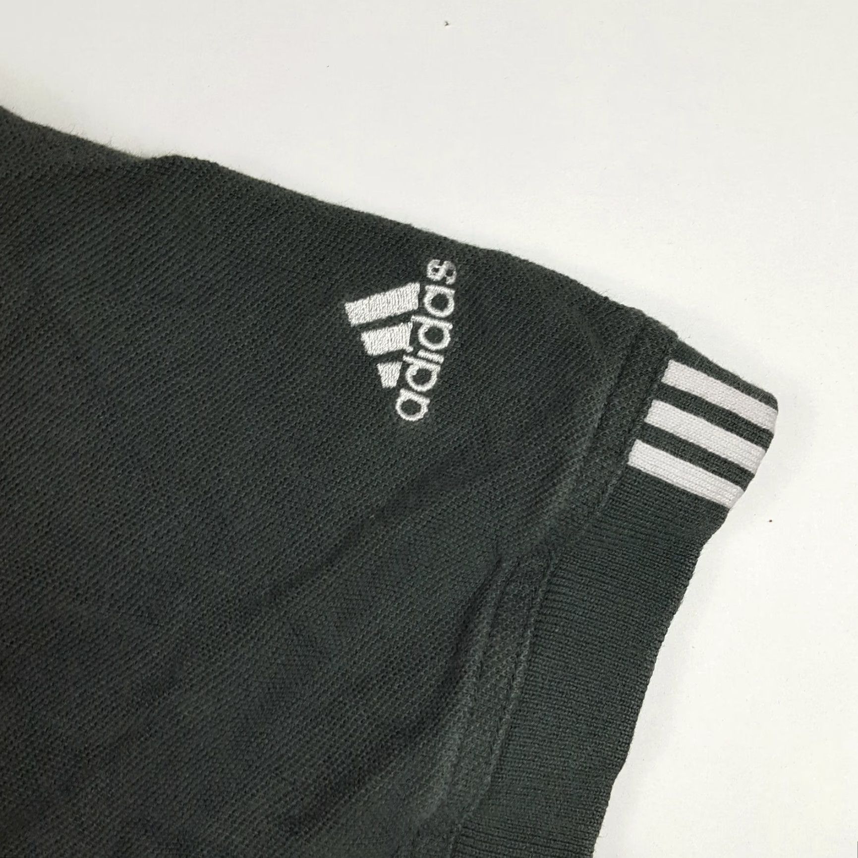 Adidas VTG 90s adidas Golf Polo Shirt Mens Size L Short Sleeve Black Funky Fade Polo Shirt Vintage Adidas Golf Shirt Mens L Black 90s Retro Polo Shirt Size US L / EU 52-54 / 3 - 5 Thumbnail