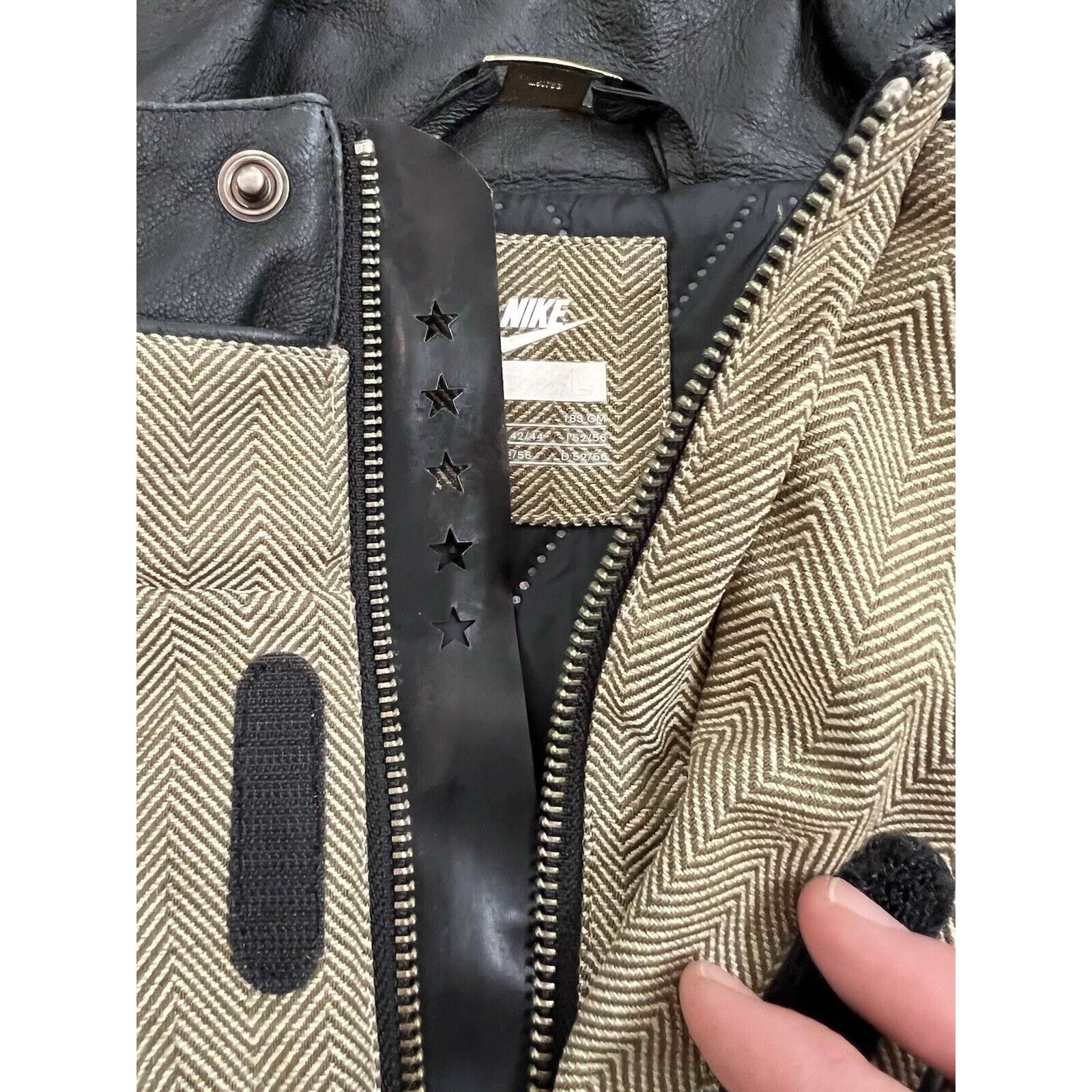 Nike Nike AF1 ‘82 RARE VTG Jacket Coat Mens L Herringbone Pattern Size US L / EU 52-54 / 3 - 9 Thumbnail