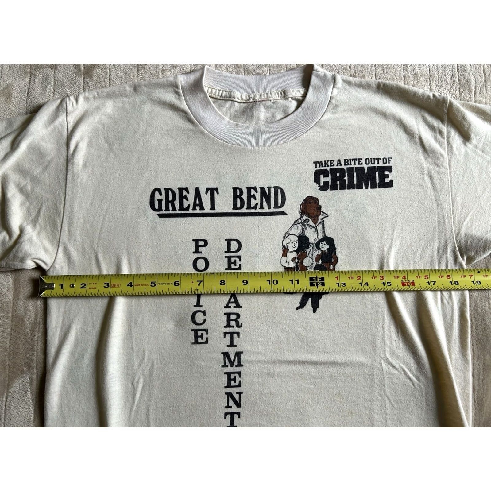 Hanes VINTAGE Scruff McGruff The Crime Dog T-Shirt Mens Medium White 70s Dog Hanes Shirt Mens Size US M / EU 48-50 / 2 - 7 Thumbnail