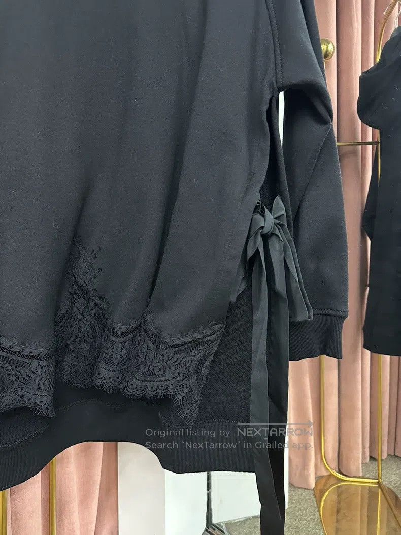 Valentino Valentino Black lace-up lace hooded sweatshirt with long s Size XS / US 0-2 / IT 36-38 - 4 Thumbnail
