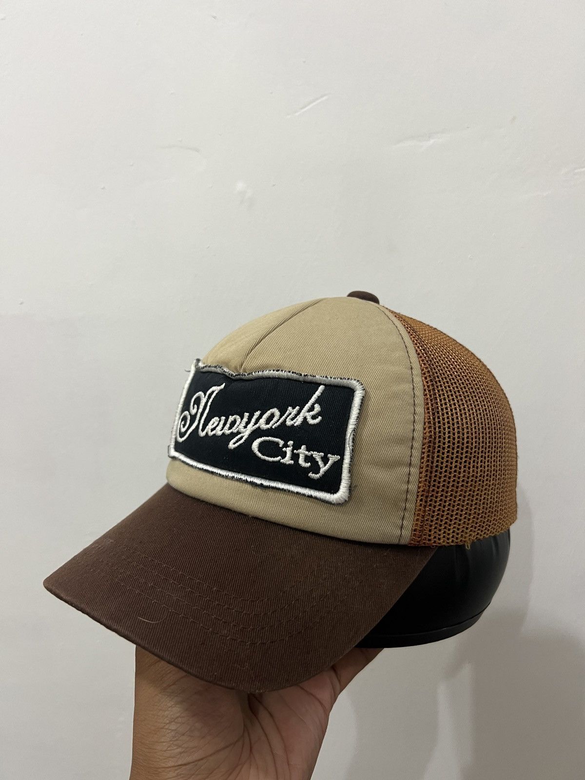 Japanese Brand Newyork City Patches Trucker Hat Size ONE SIZE - 2 Thumbnail