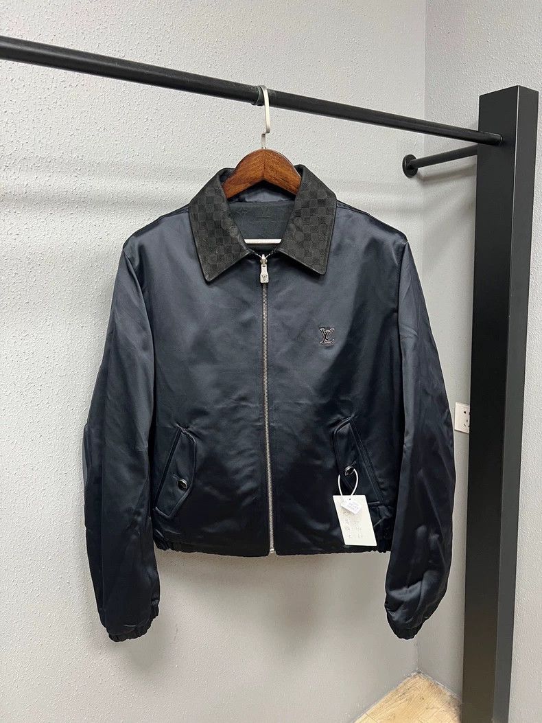 Louis Vuitton Louis Vuitton Dark Pattern Double-Sided Jacket Size US L / EU 52-54 / 3 - 1 Thumbnail