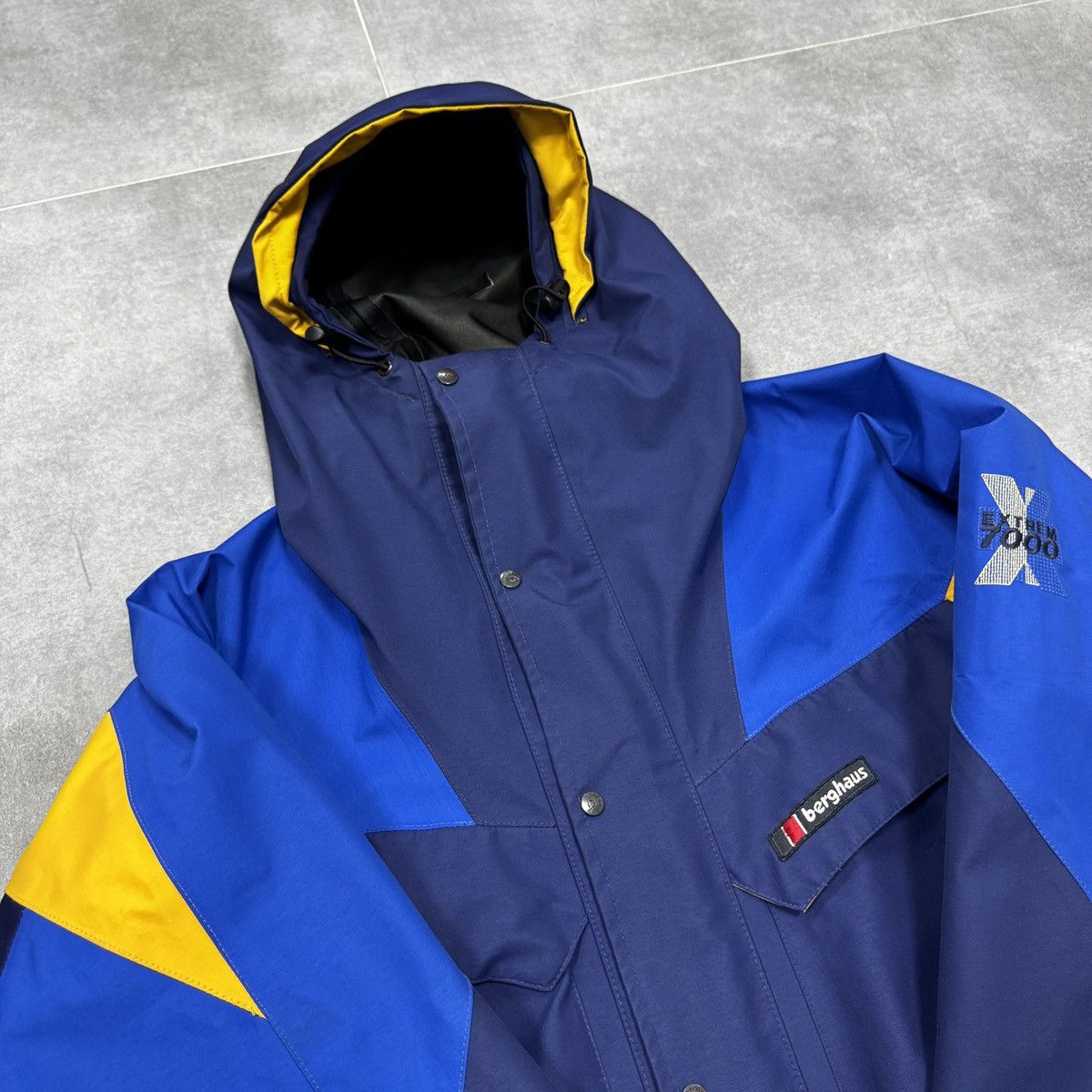 Berghaus Vintage Berghaus Extrem 7000 Gore-Tex Fabric Coat Jacket 90s Size US L / EU 52-54 / 3 - 10 Thumbnail