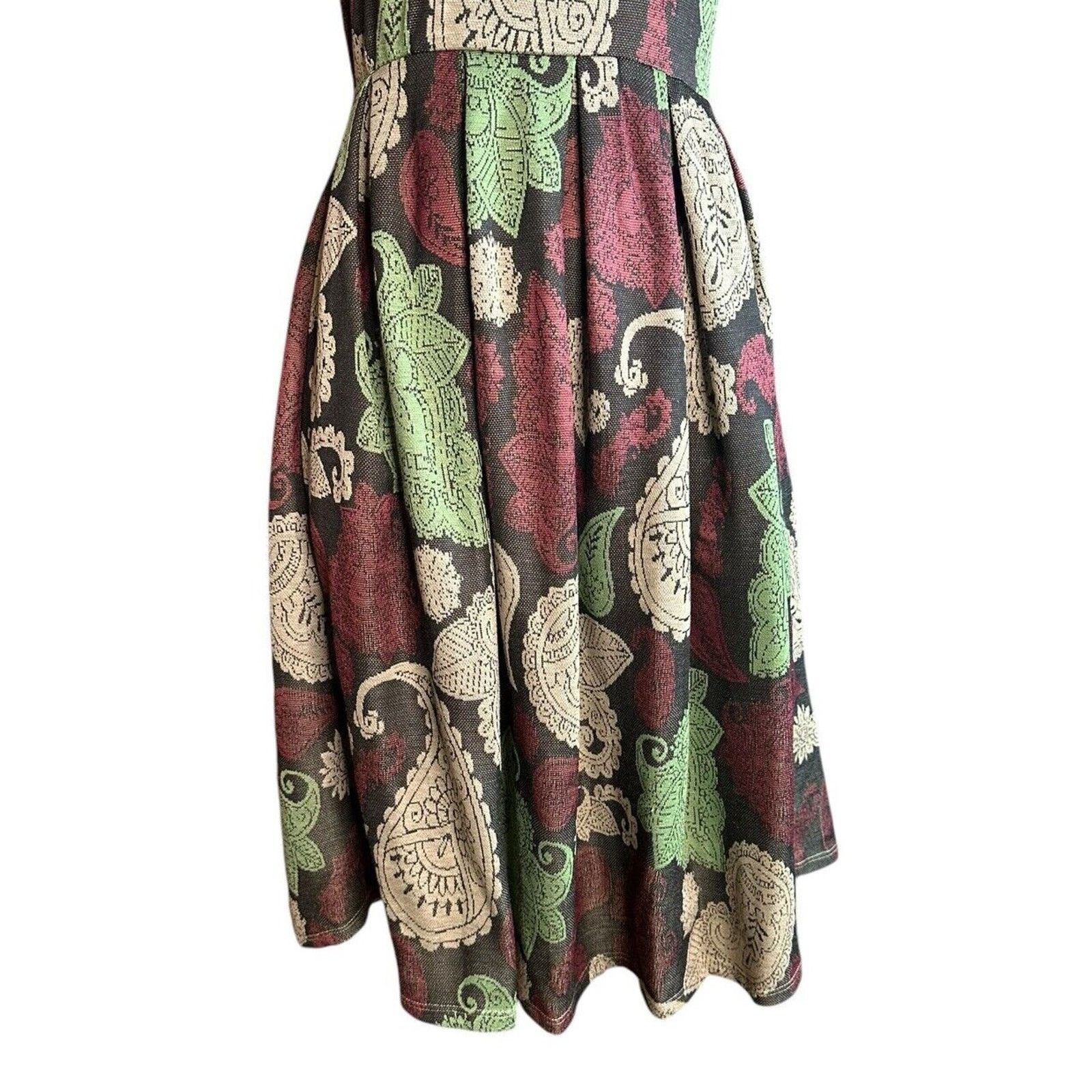 Other LULAROE Paisley Pleated Red A-Line Amelia Dress Pockets XS Size XS / US 0-2 / IT 36-38 - 3 Thumbnail
