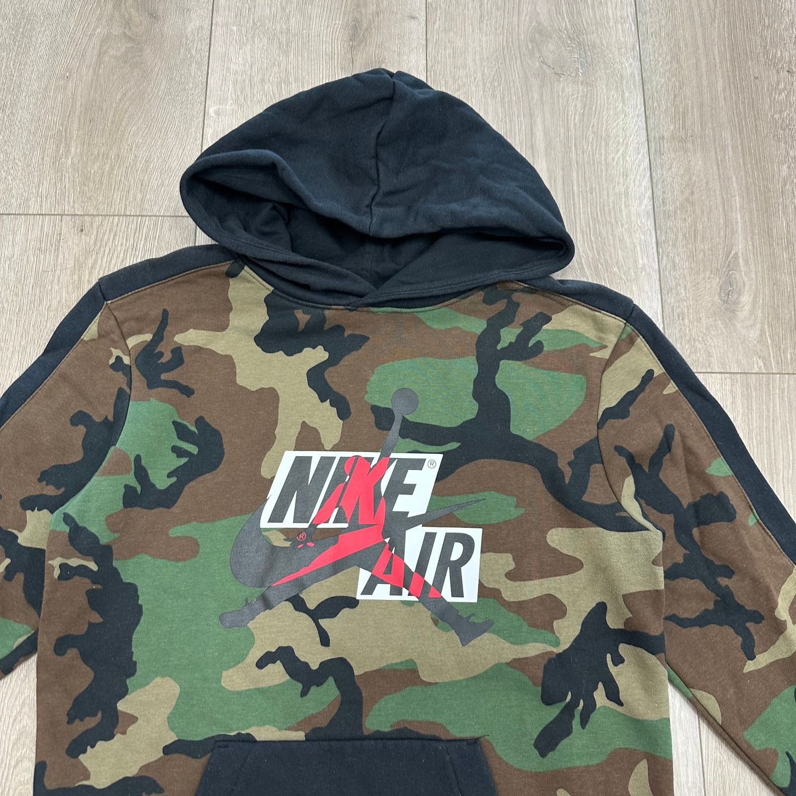 Jordan Brand Air Jordan Jumpman Classic Camo Hoodie Sweater Youth XL 13 Size US XL / EU 56 / 4 - 3 Thumbnail