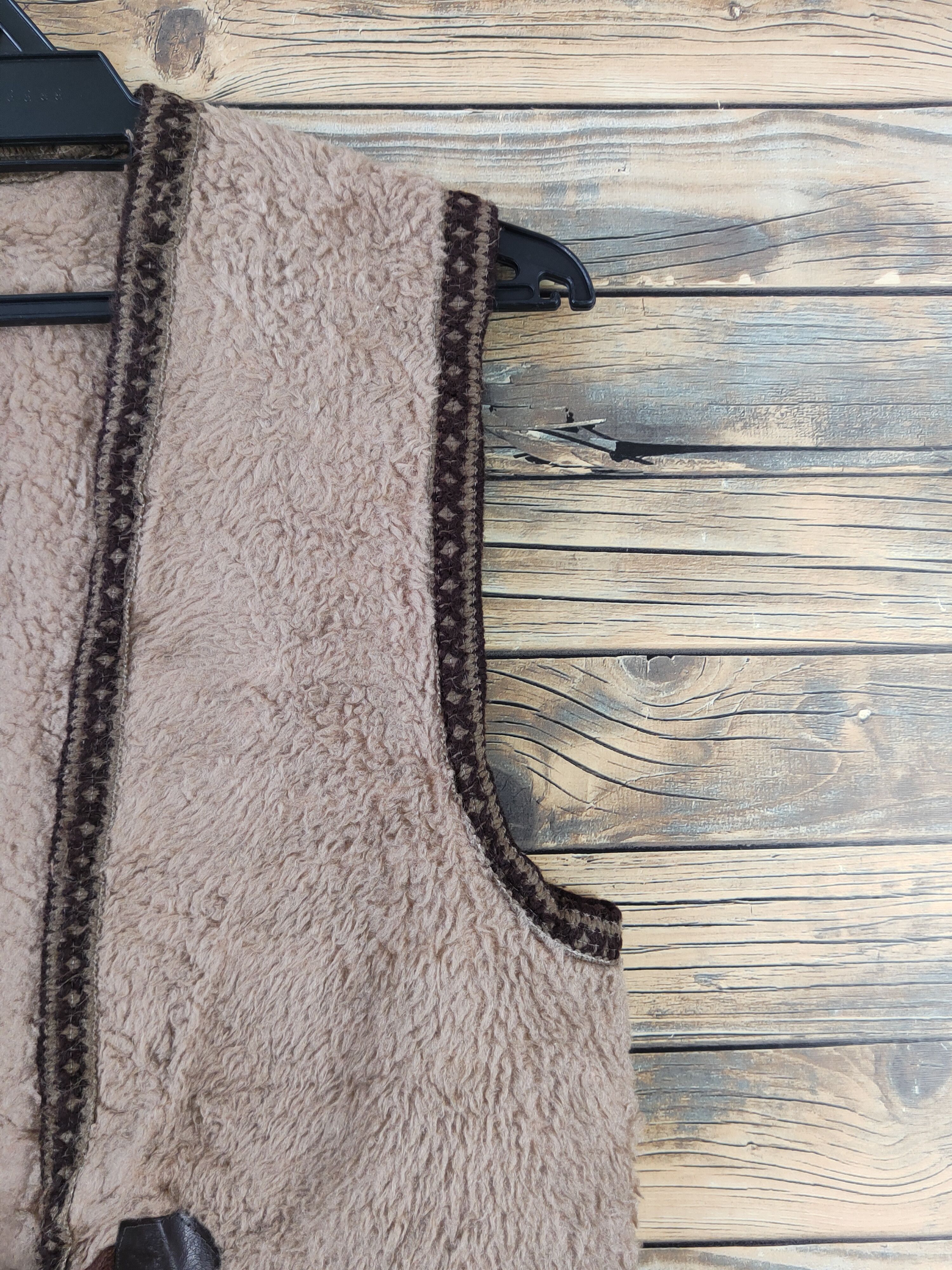 Japanese Brand × Vintage Vintage Japanese Brand Brown Fur Faux Toggle Vests Size S / US 4 / IT 40 - 6 Thumbnail