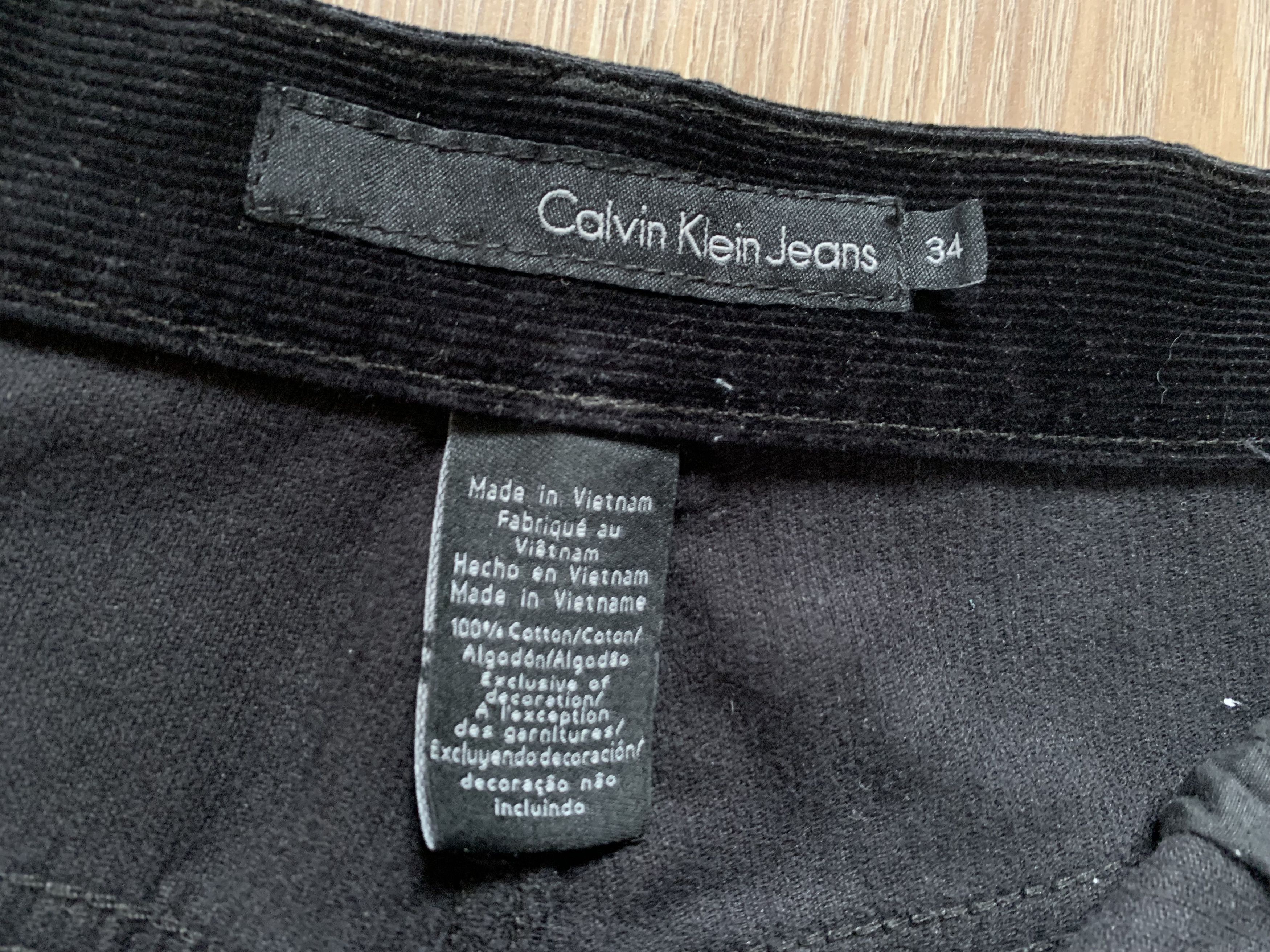 Calvin Klein × Vintage Vintage Calvin Klein Black Velvet Pants Size US 34 / EU 50 - 7 Thumbnail