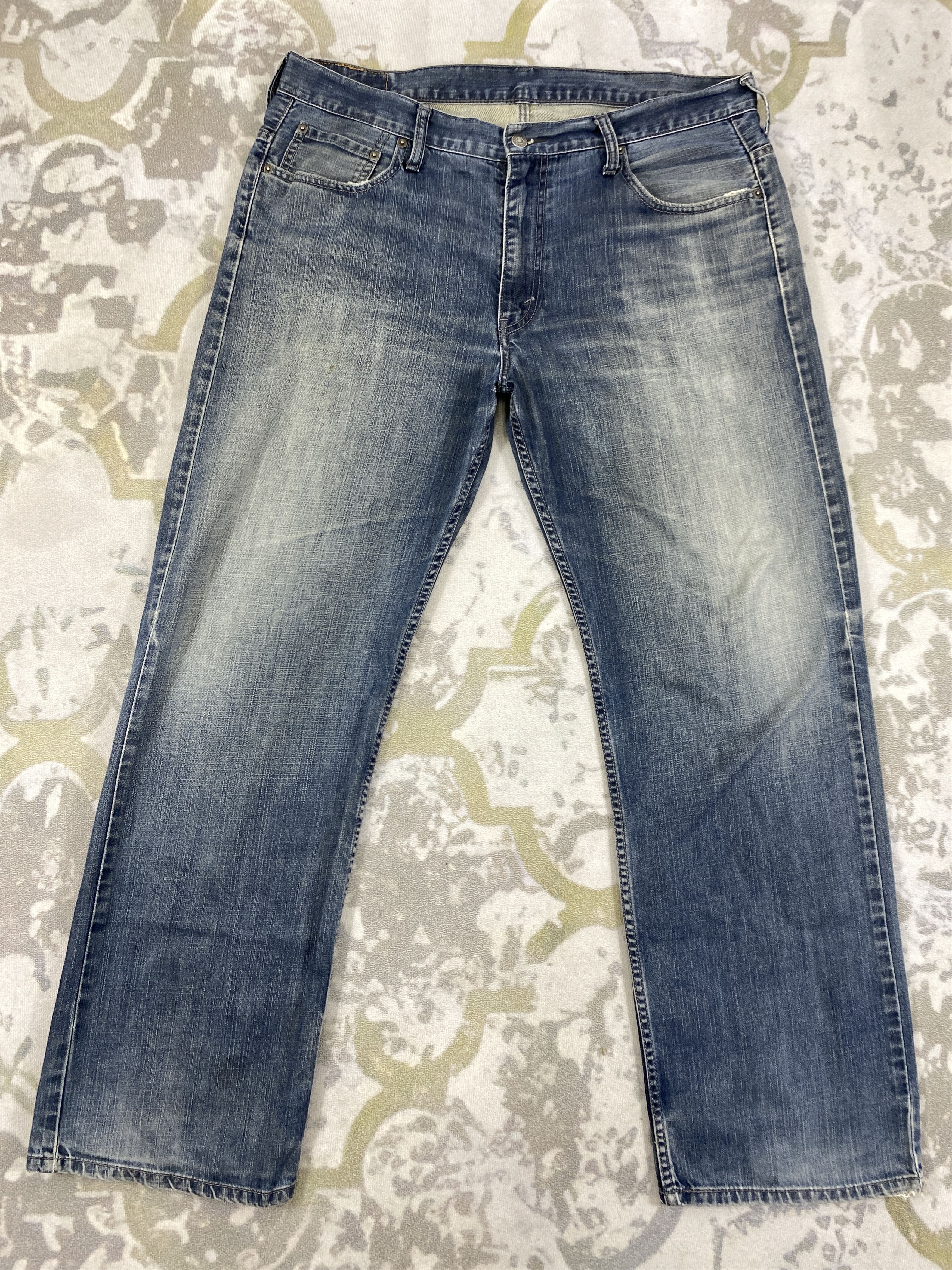 Distressed Blue Levi's 569 Jeans 39x31 Denim -SJ100