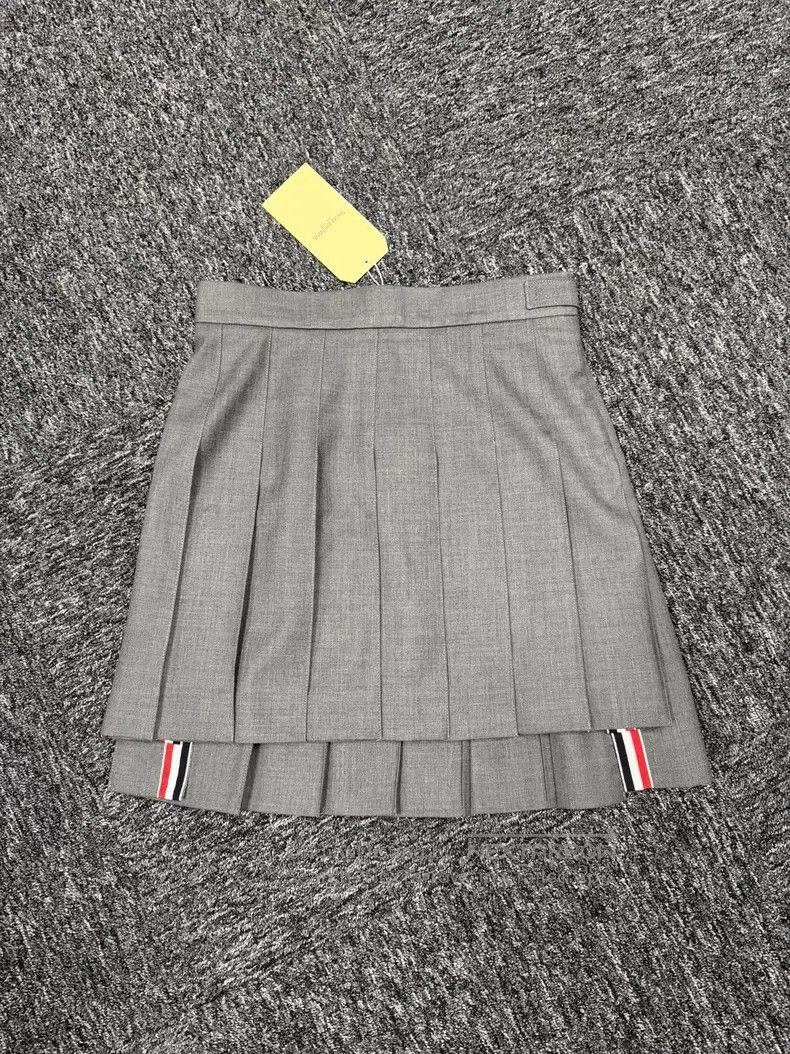 Thom Browne Thom Browne Pleated Skirt Size 25" / US 0 / IT 36 - 3 Thumbnail