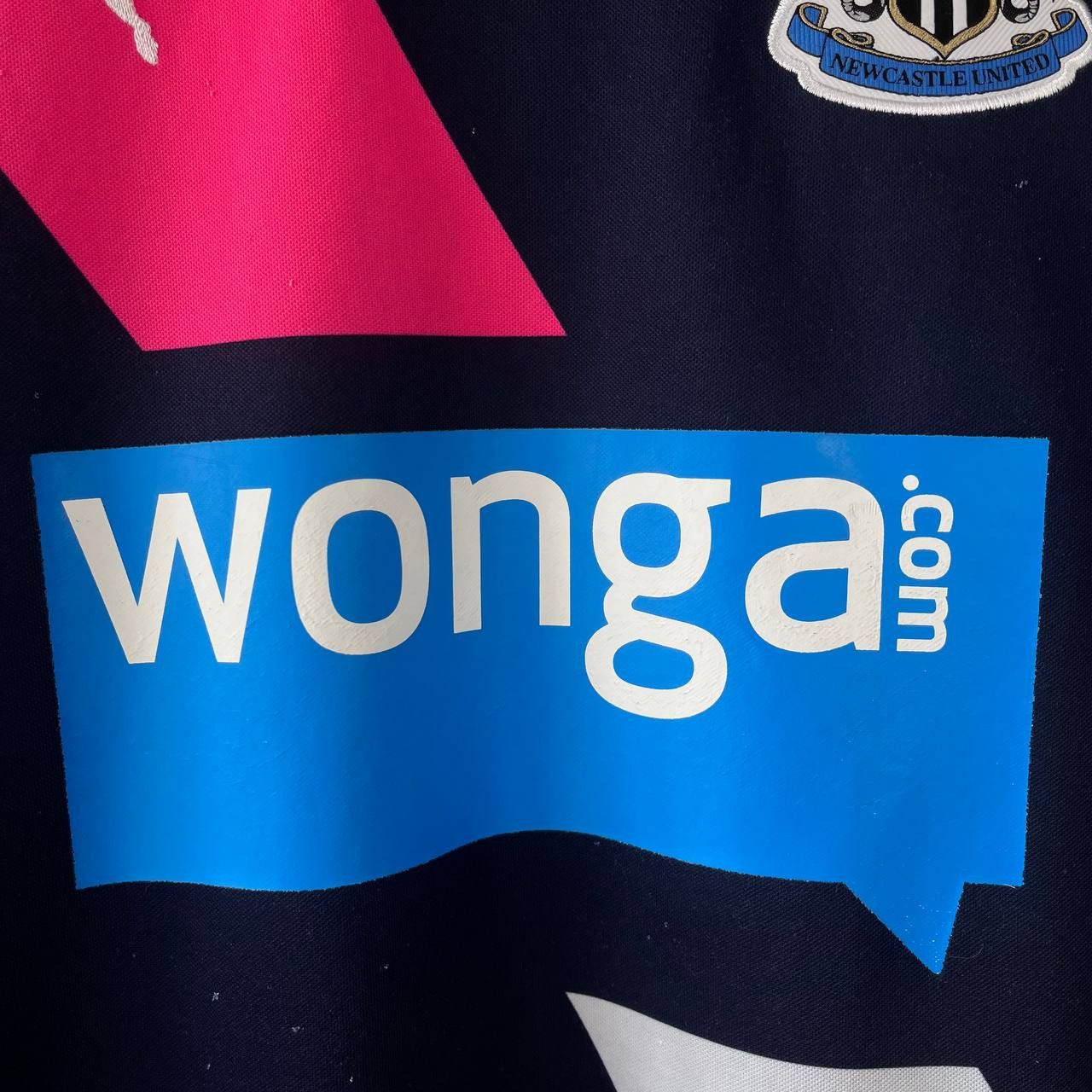 Puma Puma NewCastle United 2015/2016 Football Soccer Jersey Size US S / EU 44-46 / 1 - 4 Thumbnail