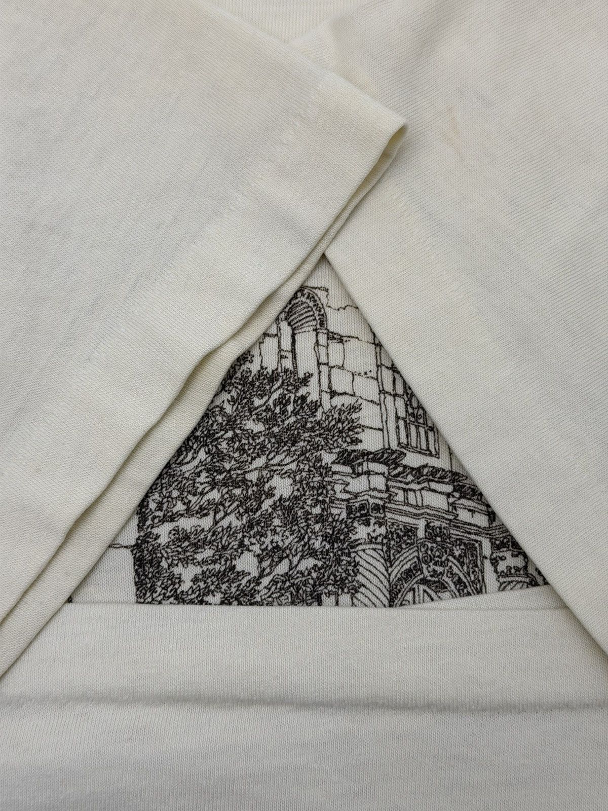 Vintage Vintage Texas Revolution Souvenir Tee San Jacinto Monument L Size US L / EU 52-54 / 3 - 11 Thumbnail