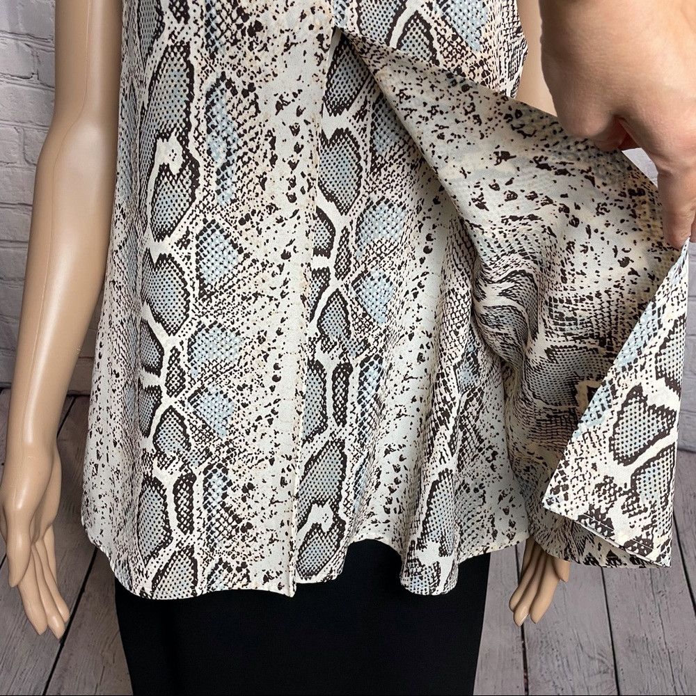 Anthropologie Anthropologie Daniel Rainn Snakeskin Print Blouse Size L Size L / US 10 / IT 46 - 7 Thumbnail