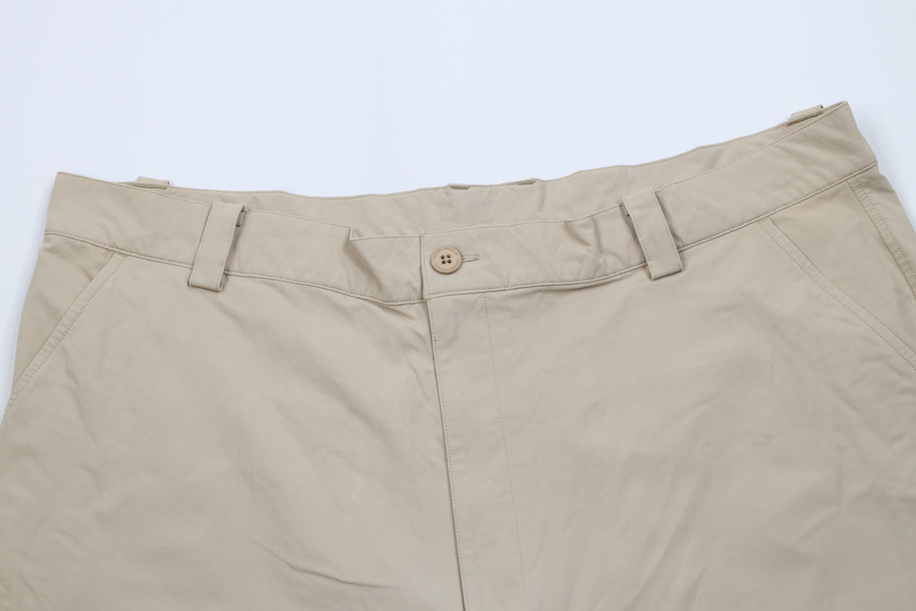 Under Armour Vintage Y2K Under Armour Golf Chino Shorts Khaki Beige Size US 40 / EU 56 - 2 Thumbnail