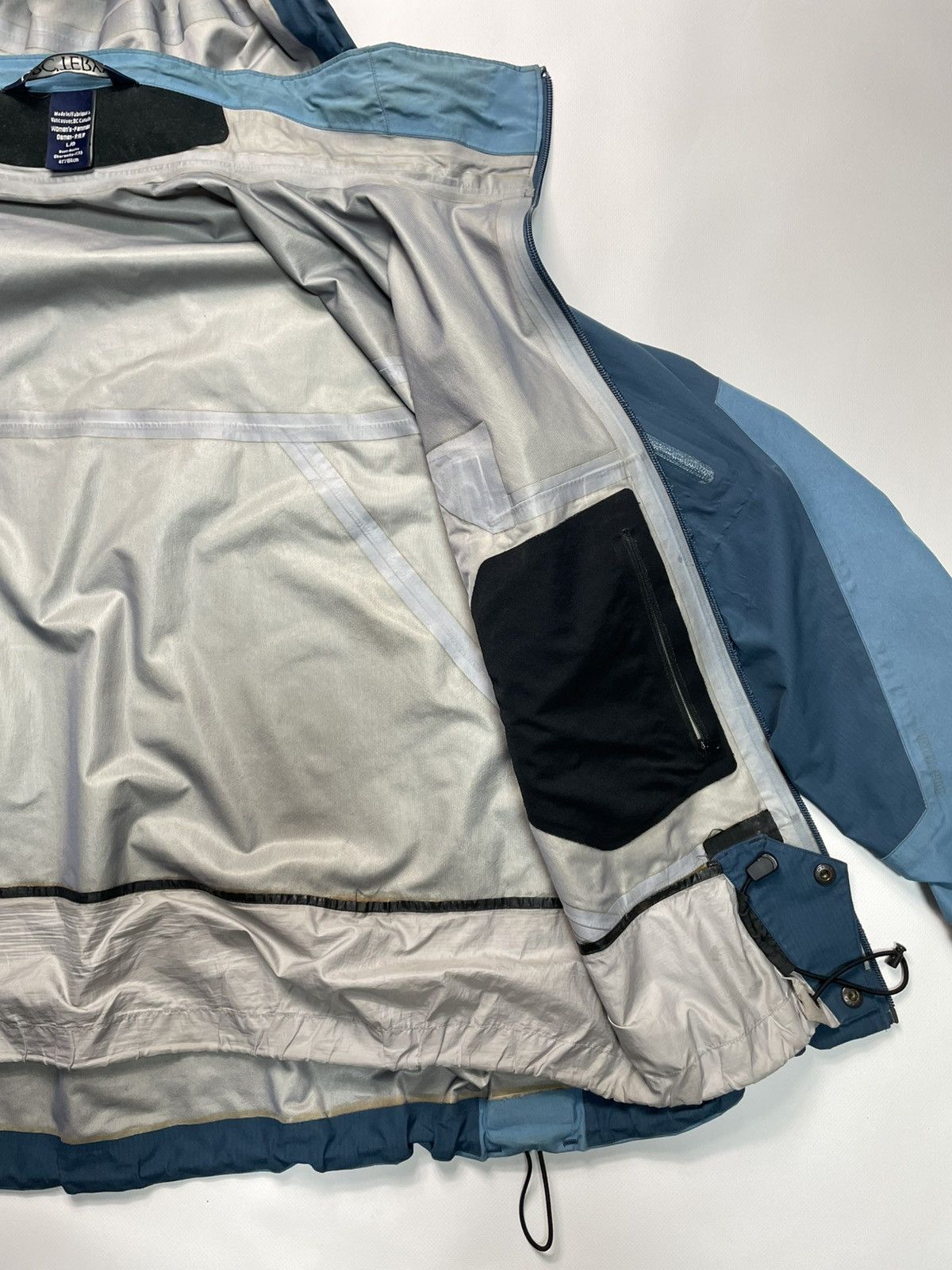 Arc'teryx Vtg Arc'teryx Sidewinder SV Gore-Tex Pro XCR Jacket Size L / US 10 / IT 46 - 5 Thumbnail