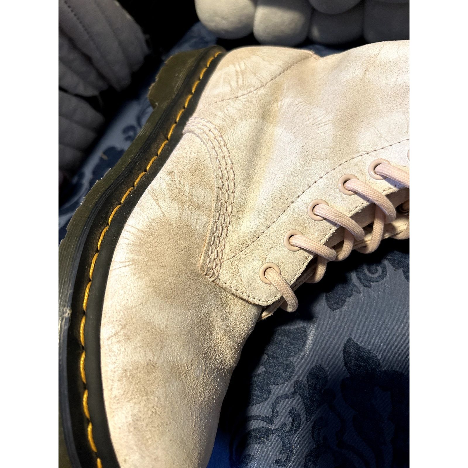 Dr. Martens Dr Martens Light Pink Tye Dye Suede Size 7/EU 38 Size US 7 / IT 37 - 4 Thumbnail