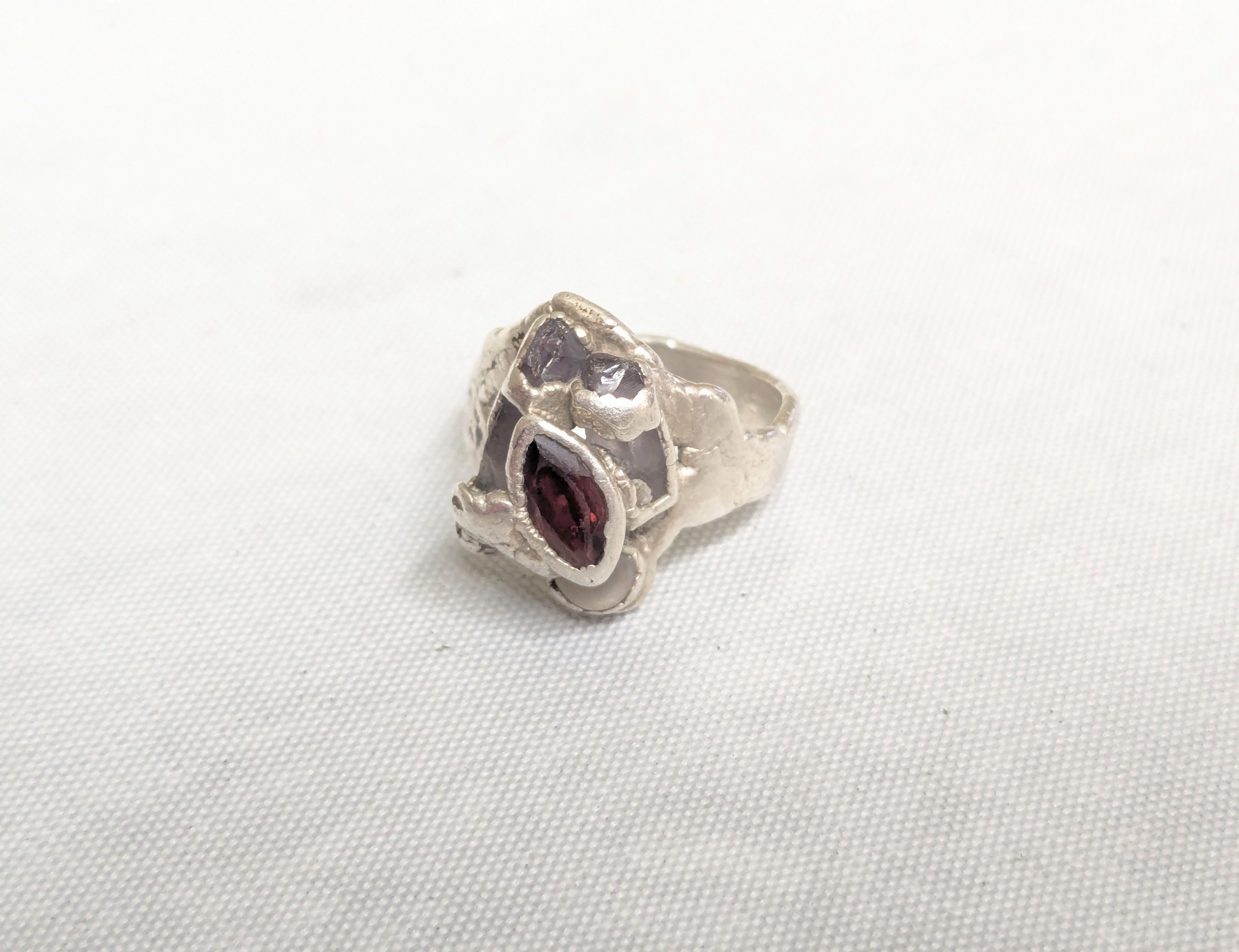 Jewelry Vintage Sterling Silver Ring Garnet Amethyst 7.75 Brutalist Size ONE SIZE - 3 Thumbnail