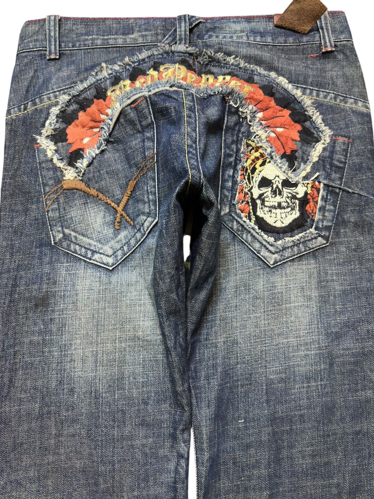 Ed Hardy Vintage Red Pepper Skulls Embroided Punk Denim Size US 33 - 6 Thumbnail