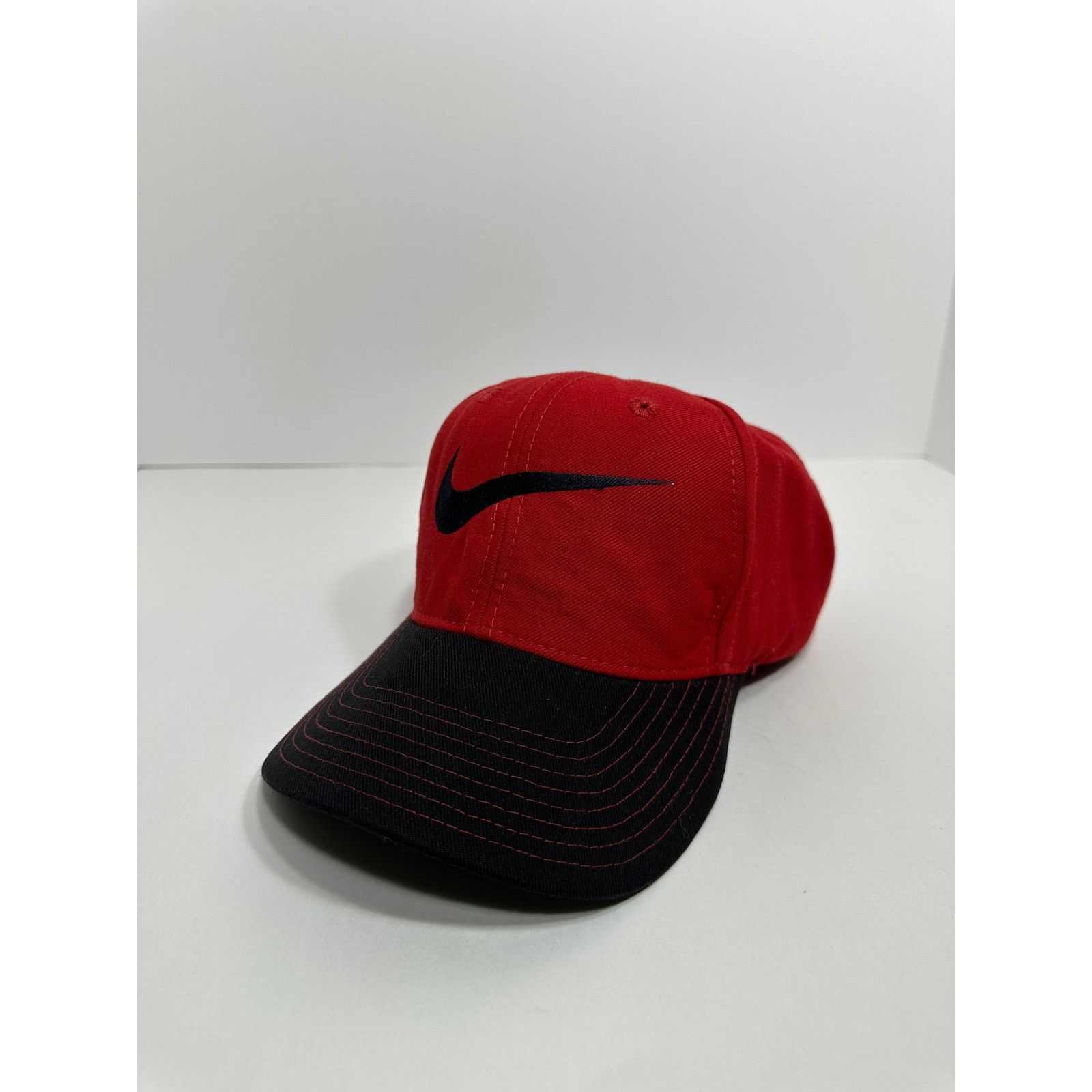 Nike × Vintage Vintage Nike Red Black Leather Back Hat Green Brim White Tag Size ONE SIZE - 3 Thumbnail