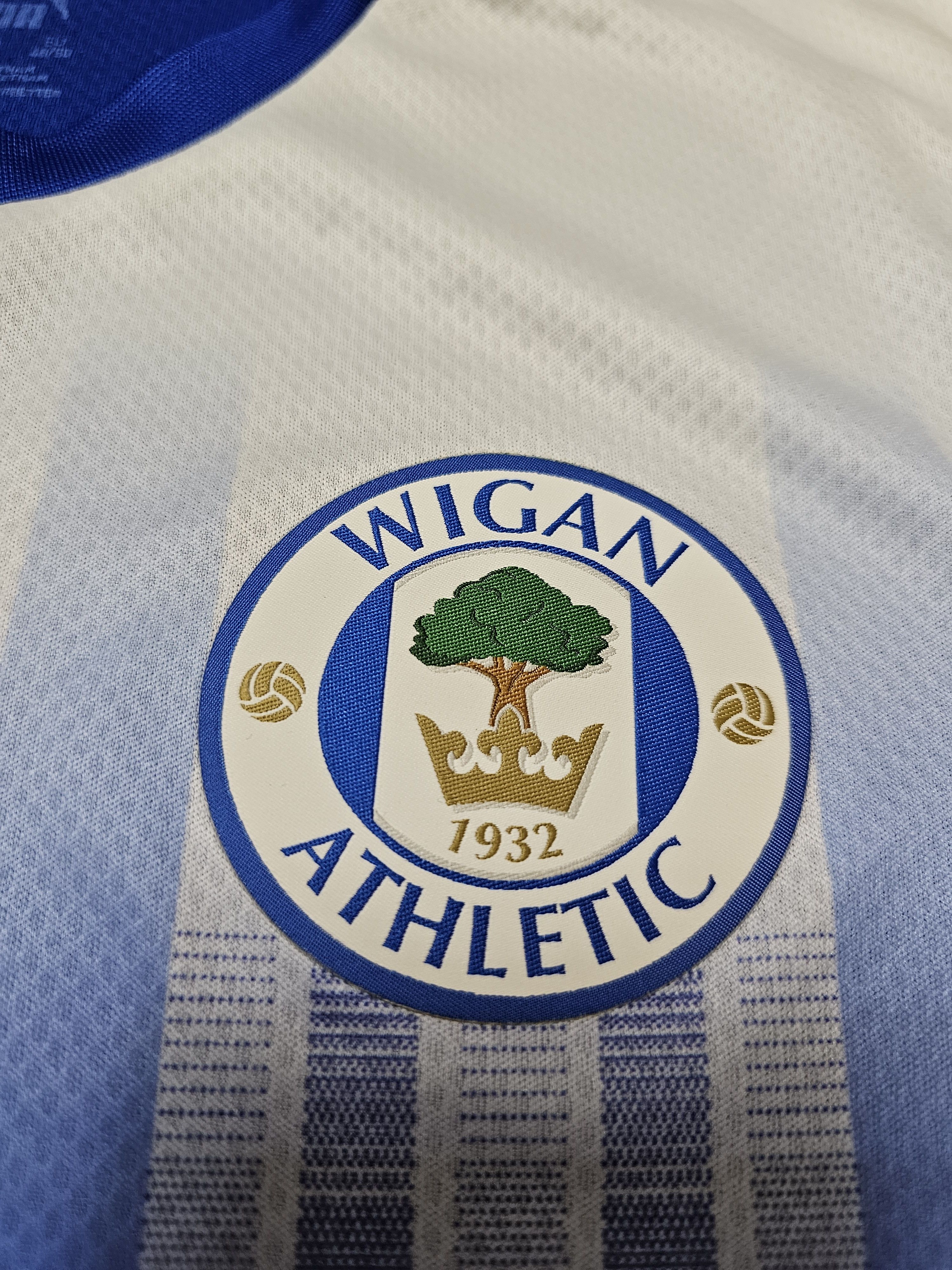 Puma WIGAN ATHLETIC 2022 2023 HOME FOOTBALL SHIRT SOCCER JERSEY Size US M / EU 48-50 / 2 - 4 Thumbnail