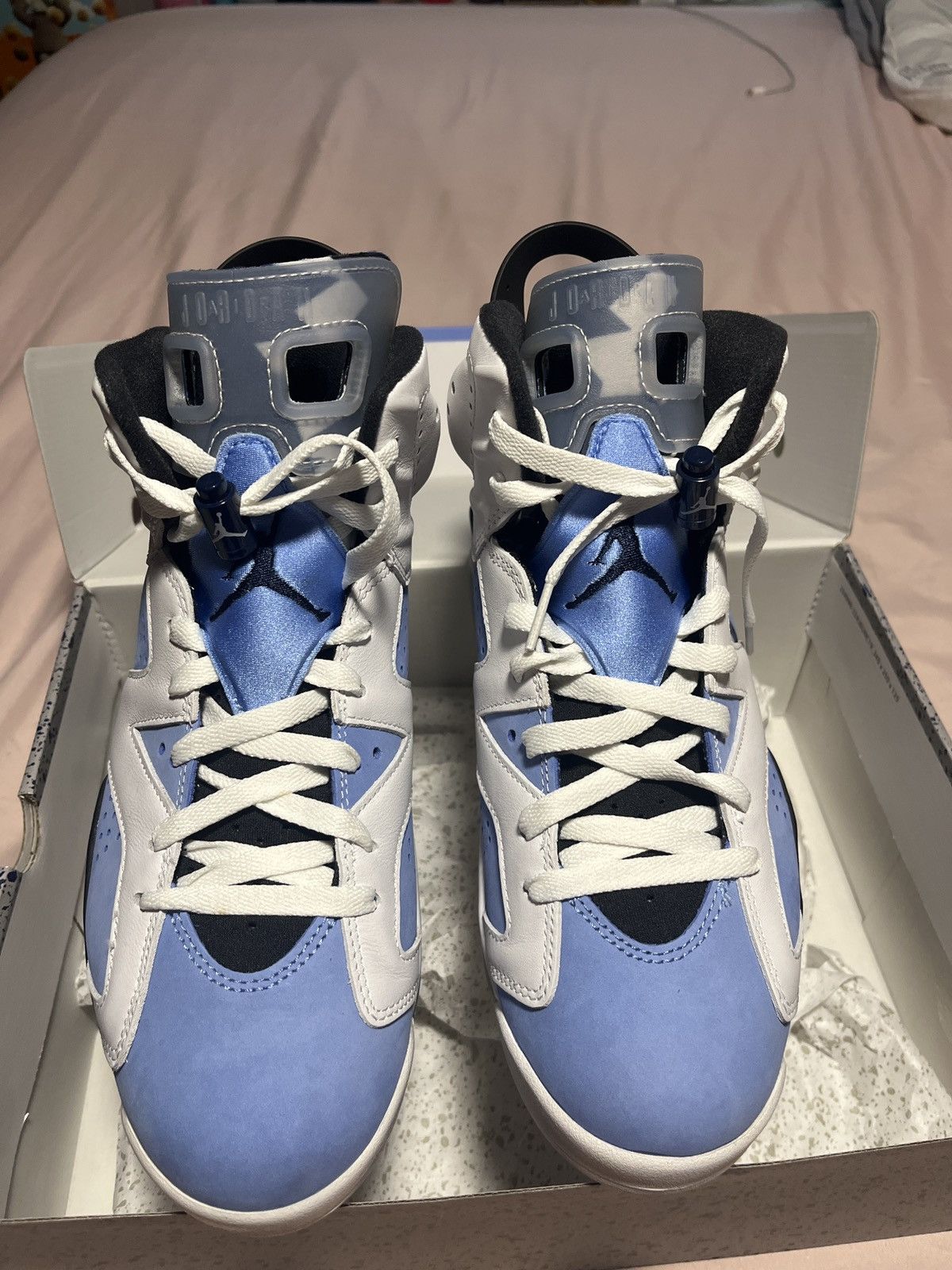 Jordan Brand Jordan 6 UNC blue & white color way Size US 9 / EU 42 - 3 Thumbnail