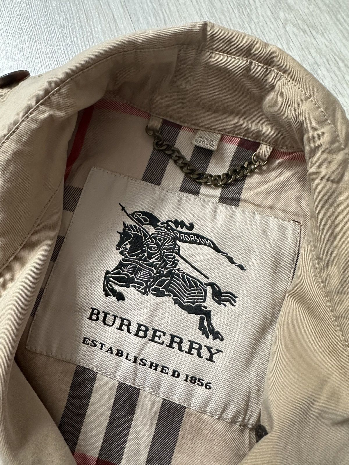 Burberry Vintage Burberry Womens trench Coat Size M / US 6-8 / IT 42-44 - 11 Thumbnail