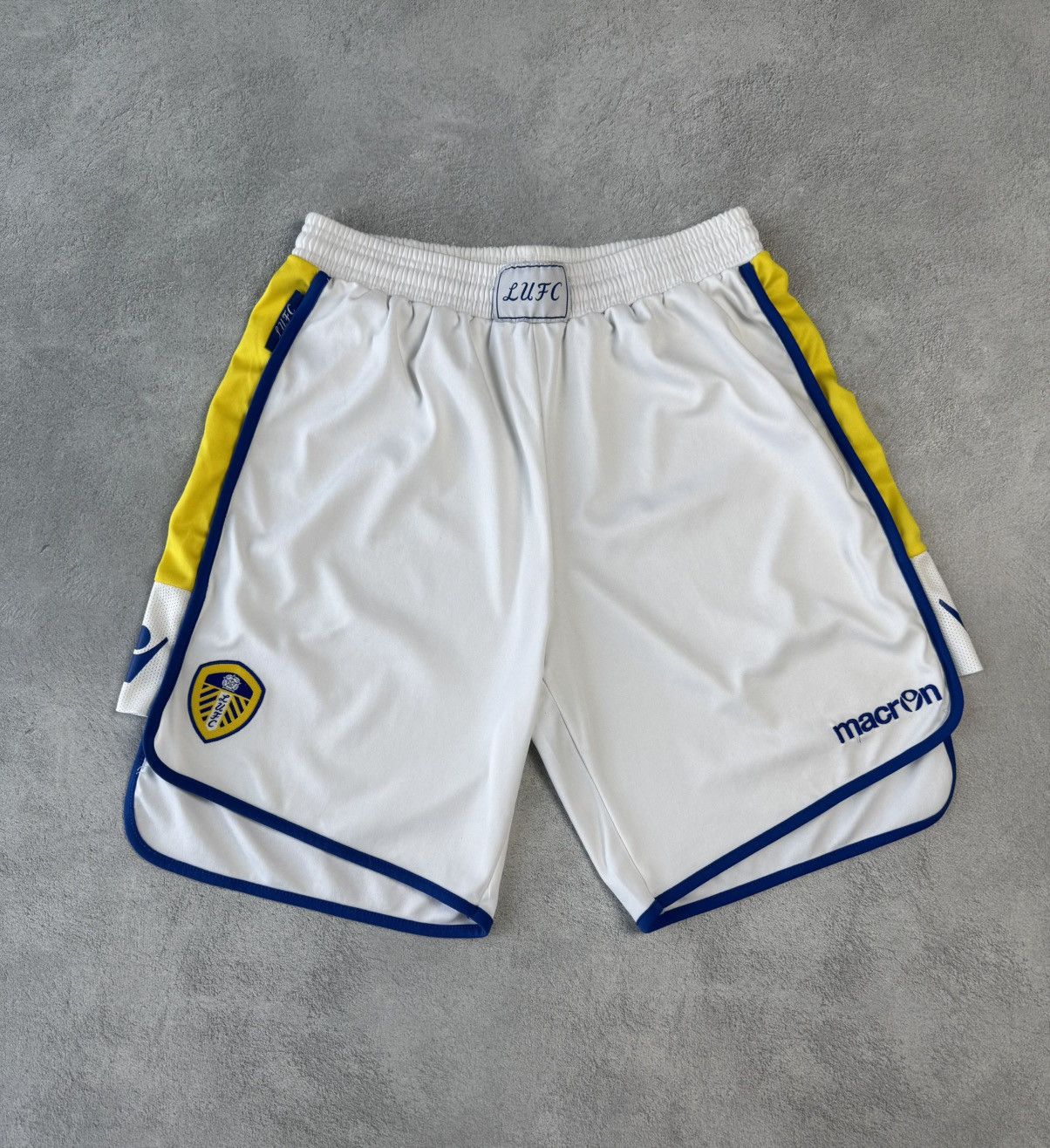 Macron Leeds United 2012 2013 Home Football Soccer Shorts Macron Size US 30 / EU 46 - 1 Thumbnail