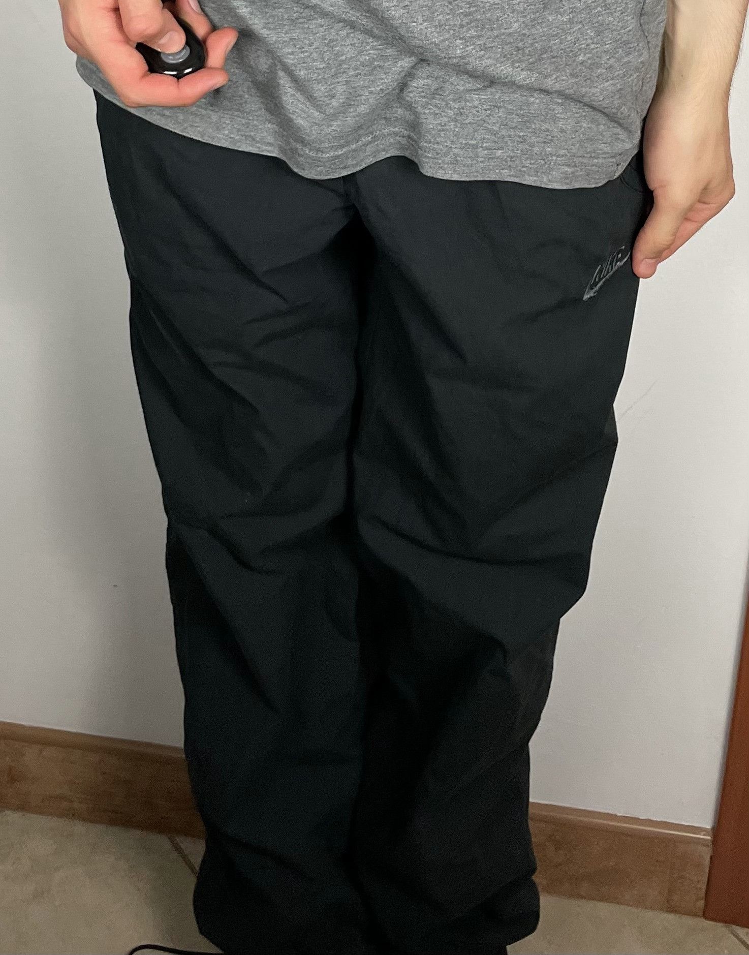 Nike × Vintage Nike Sportswear Men Black Spellout Straight Track Pant Small Size US 30 / EU 46 - 2 Thumbnail