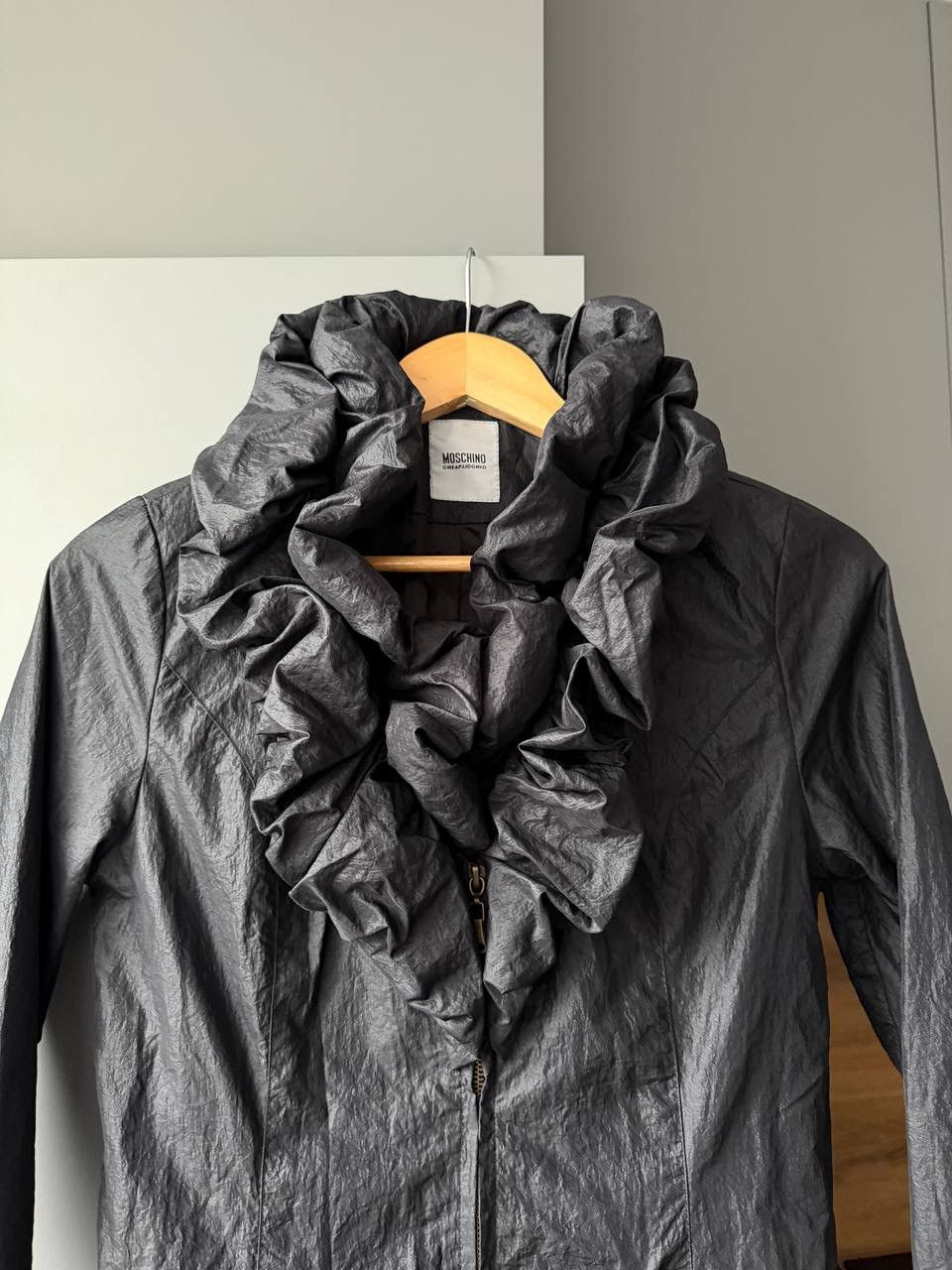 Moschino Moschino Cheap and Chic Vintage Flare Coat Size M / US 6-8 / IT 42-44 - 2 Thumbnail