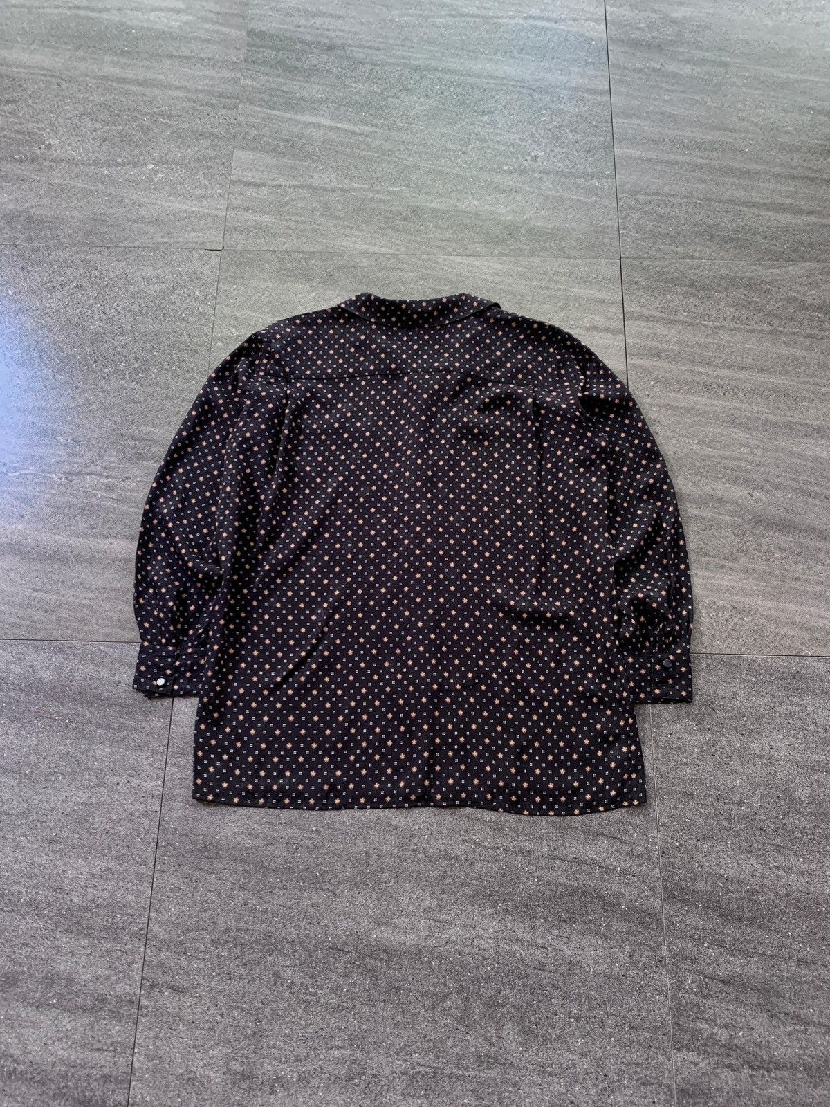 Gucci FREE TAX! 90s Printed Silk Shirt Size US M / EU 48-50 / 2 - 4 Thumbnail