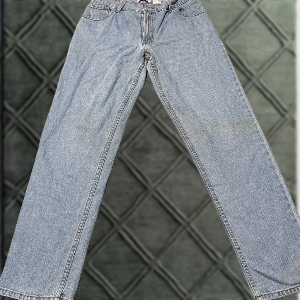 Levi's Levi's Jeans Womens Light Blue 550 Relaxed Tapered High-Rise 14L Denim 30in Inseam Buttons Zip 5-Pocket City 90s Vintage Women's Jeans Size 36" / US 14 / IT 50 - 1 Thumbnail