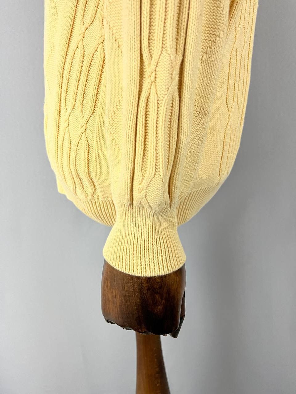 Burberry Burberry Vintage Sweater Yellow Rare Size US XL / EU 56 / 4 - 7 Thumbnail