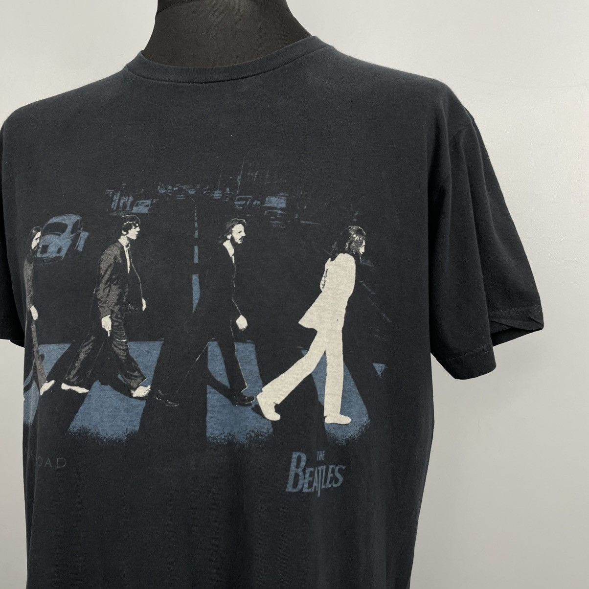 Band Tees × Vintage Vintage Beatles Abbey Road T-shirt y2k Size US L / EU 52-54 / 3 - 3 Thumbnail