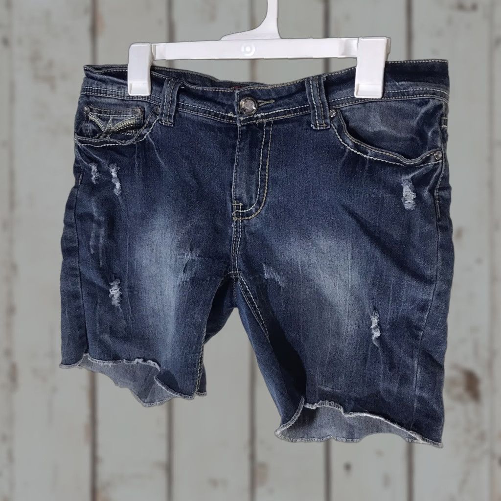 Denime VINTAGE Red Rivet Denim Shorts Womens Size 13 Distressed Rhinestones Flat Front Casual Summer Size 34" / US 12 / IT 48 - 1 Thumbnail