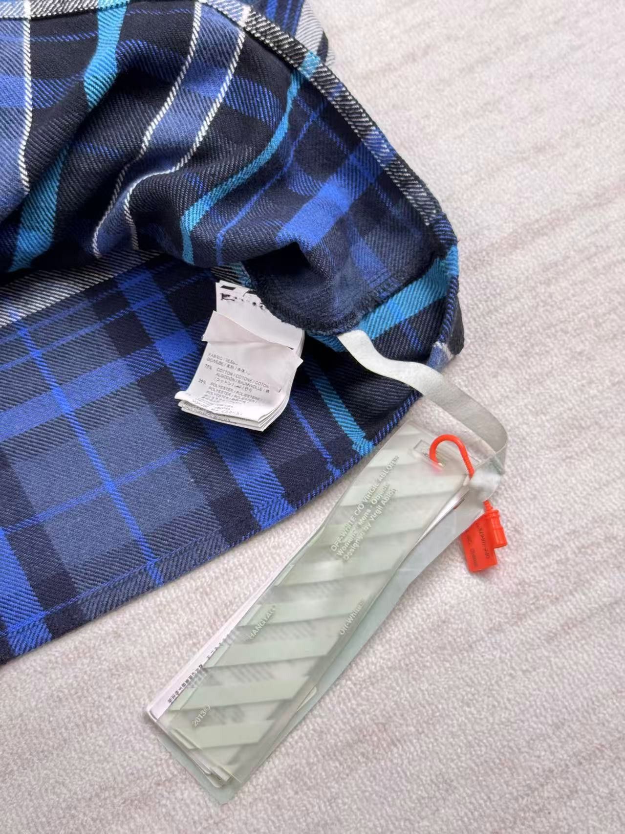Off-White off white flannel Size US M / EU 48-50 / 2 - 17 Thumbnail