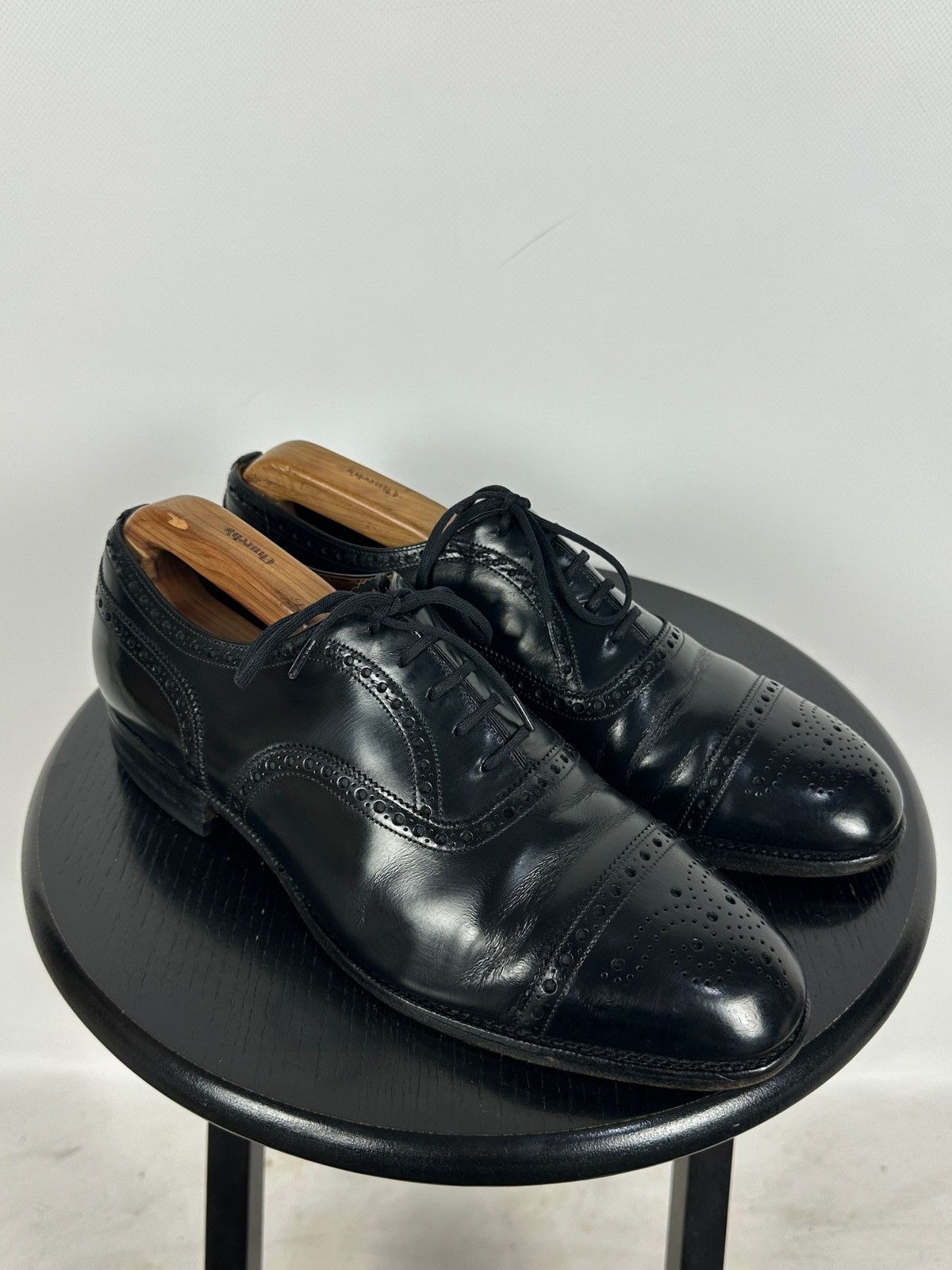 Church's Church’s Black Leather Oxford Brogue Dress England Shoes Size US 9.5 / EU 42-43 - 3 Thumbnail