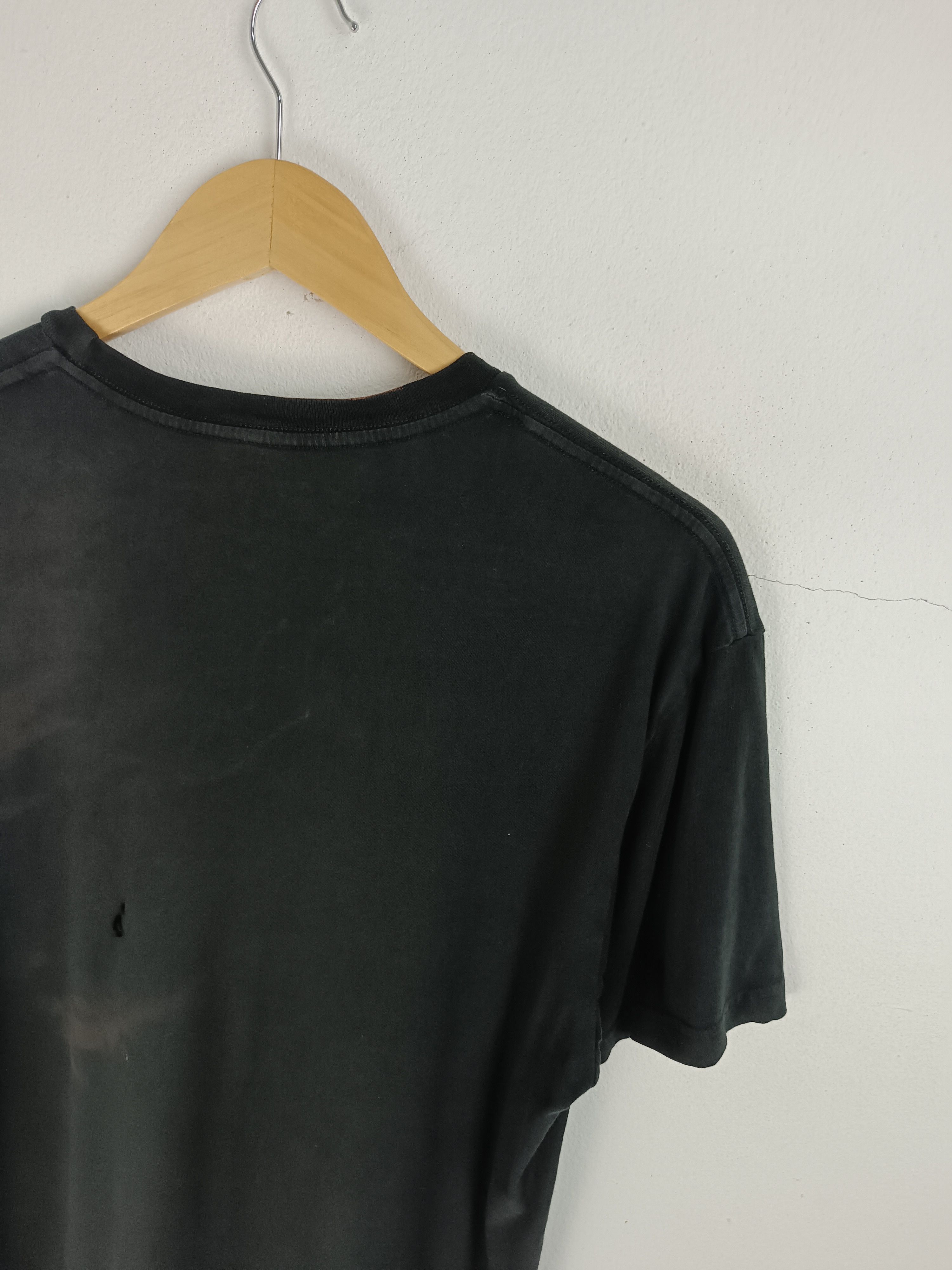 Vintage THRASHED FADED VINTAGE HARRY POTTER HOUSES TEE GRYFFINDOR Size US L / EU 52-54 / 3 - 15 Thumbnail