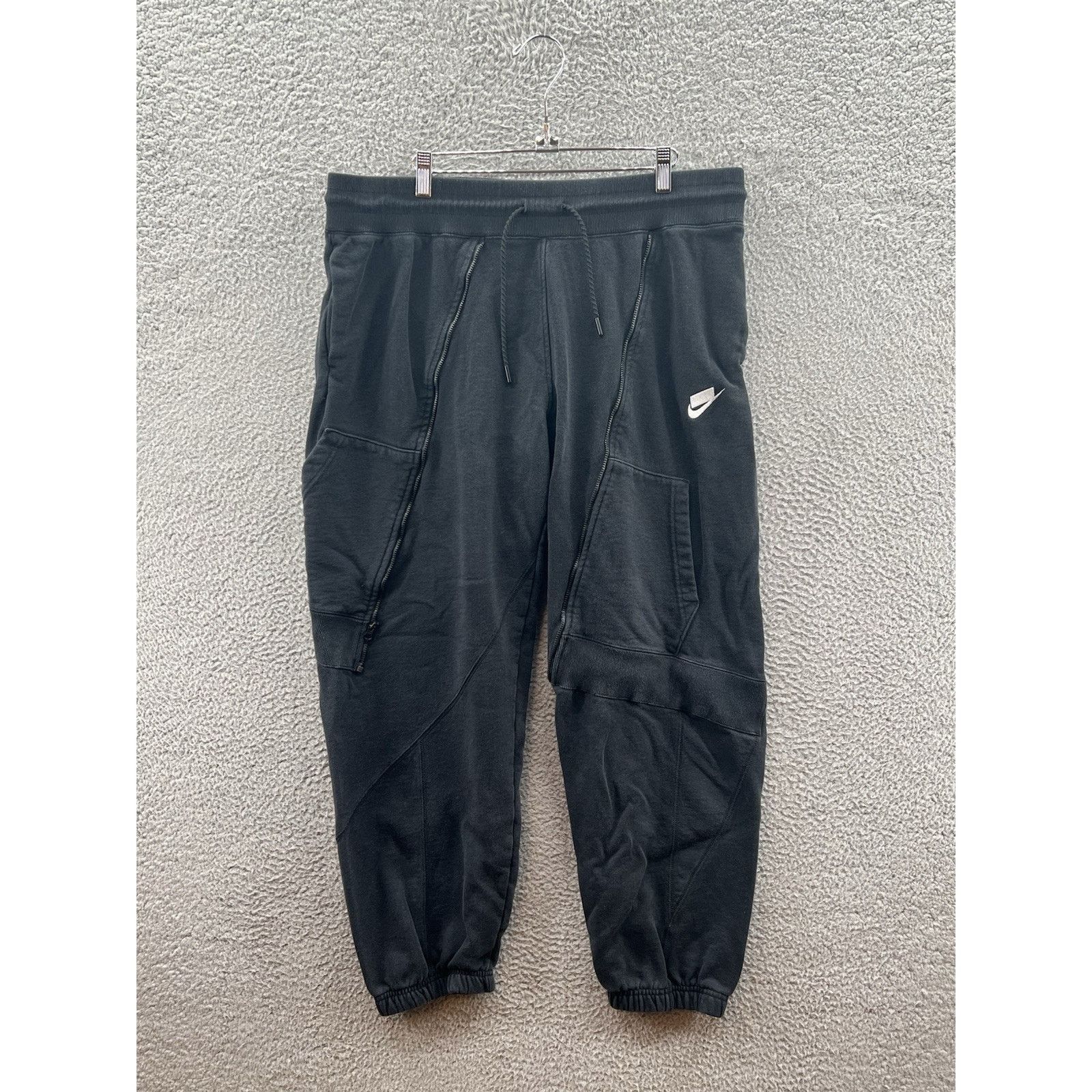 Nike Nike Fleece Jogger Size XL Pants Womens Black Zip DC5282 010 Size 32" / US 10 / IT 46 - 1 Thumbnail