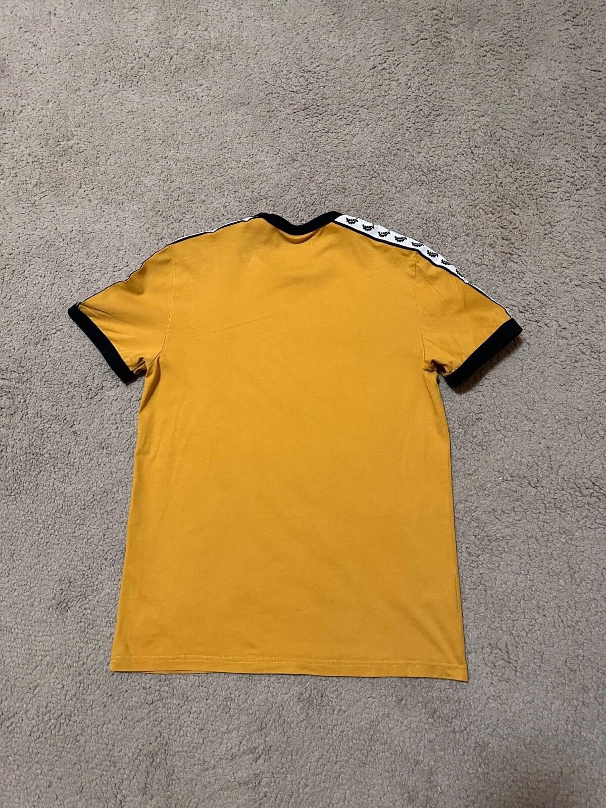 Fred Perry Fred Perry T-Shirt Yellow Lampas Classic Short Sleeve Men's Size US S / EU 44-46 / 1 - 6 Thumbnail