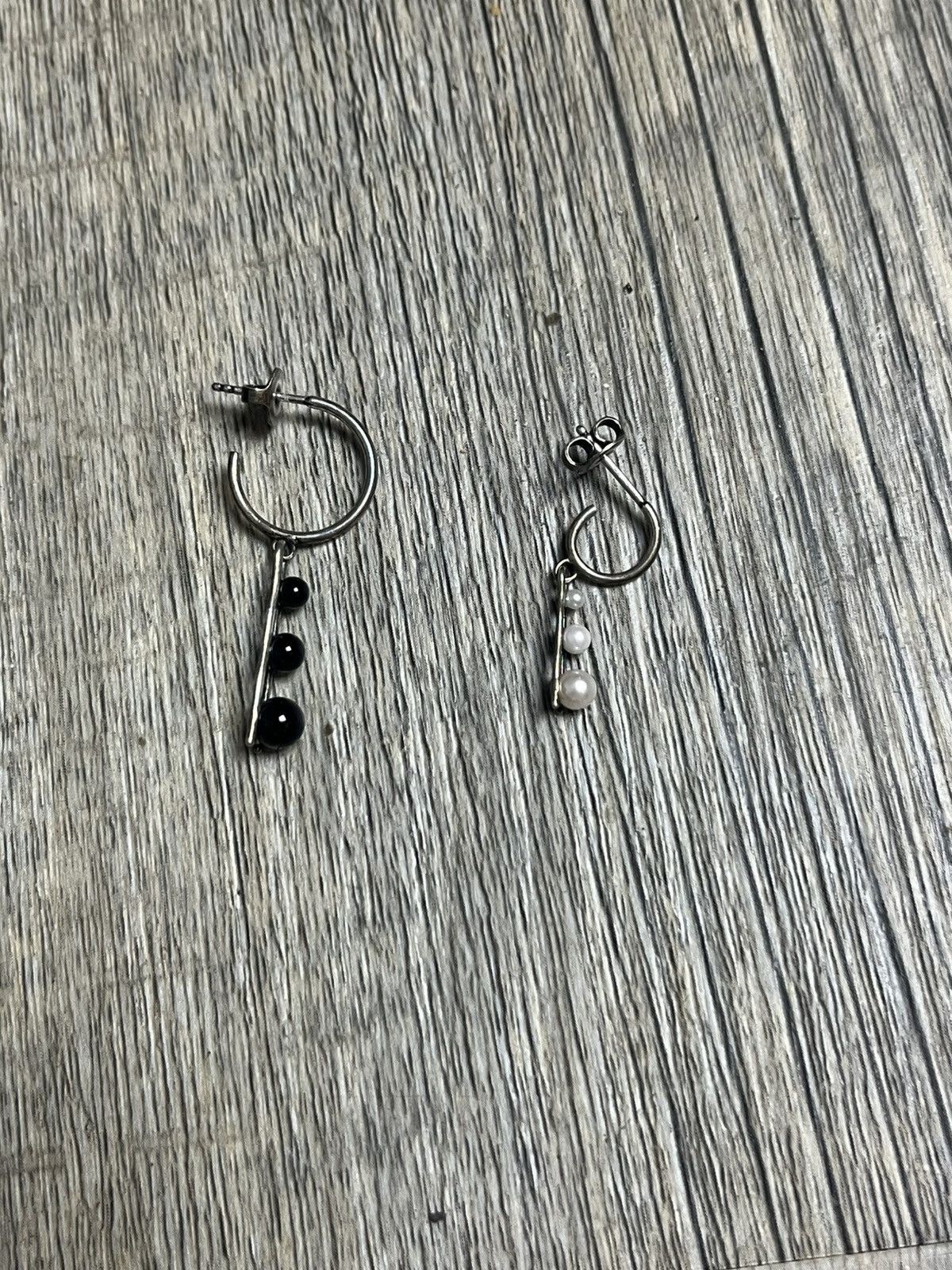 Saint Laurent Asymmetrical Earrings Silver with Pearl Onyx