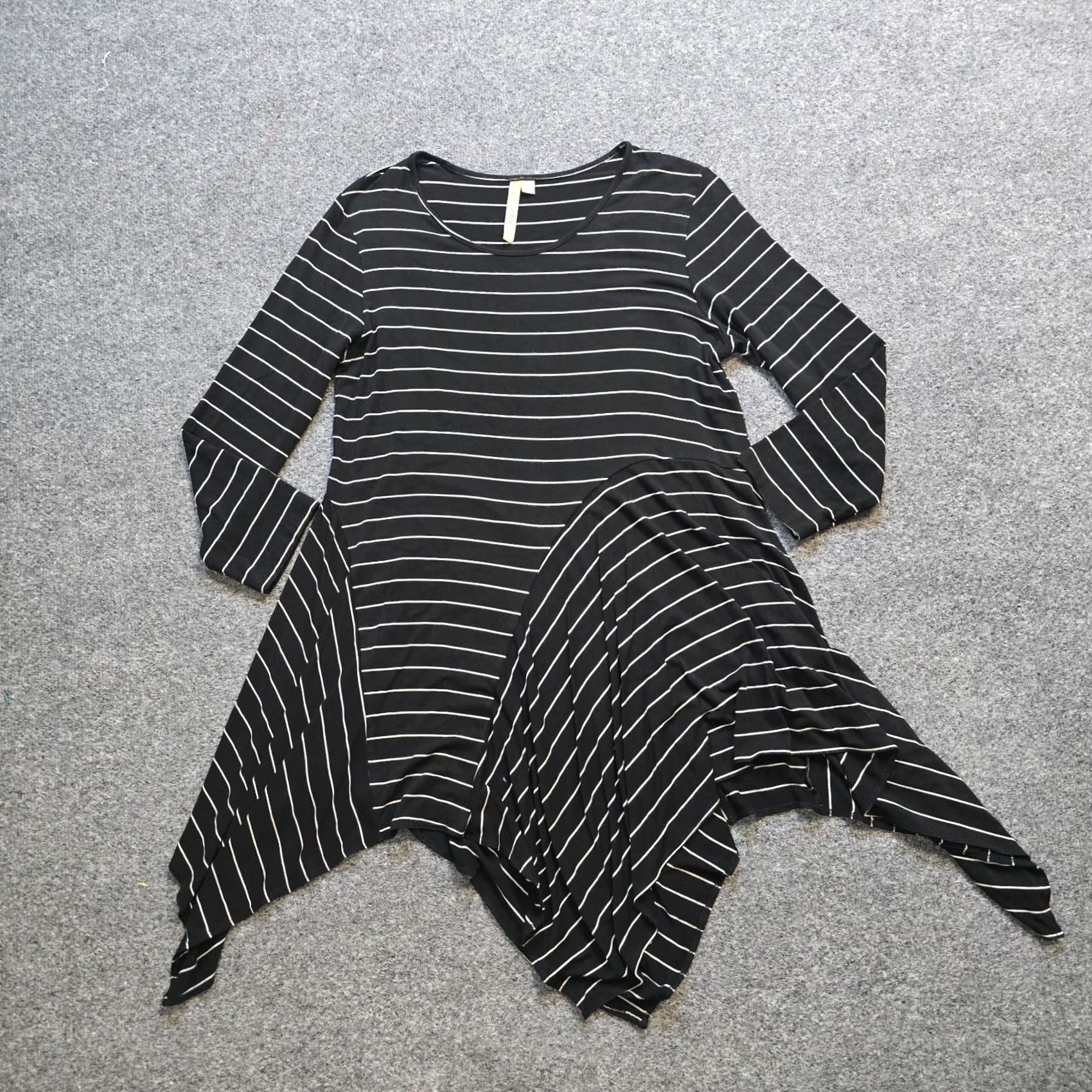 Vintage Comfy USA Top Womens Small Black Striped Tunic Long Sleeve Asymmetrical Casual Shirt Men/Women? Size S / US 4 / IT 40 - 2 Thumbnail