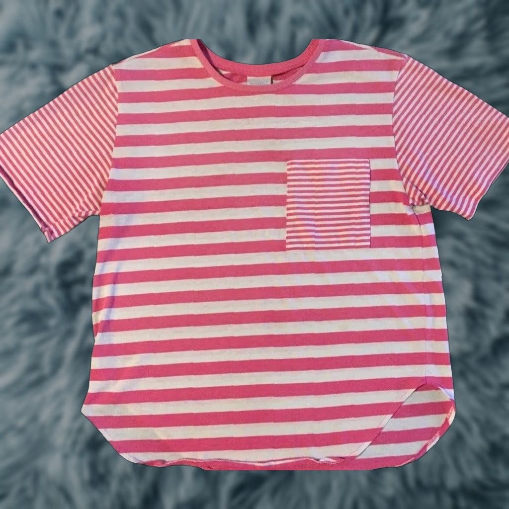 Jantzen Vtg 80s Jantzen Faded Striped Shirt L Pink White Women T-Shirt Short Sleeve Vintage Grunge Surf Skate 90s California USA Beach Vaporwave Aop Size L / US 10 / IT 46 - 1 Thumbnail