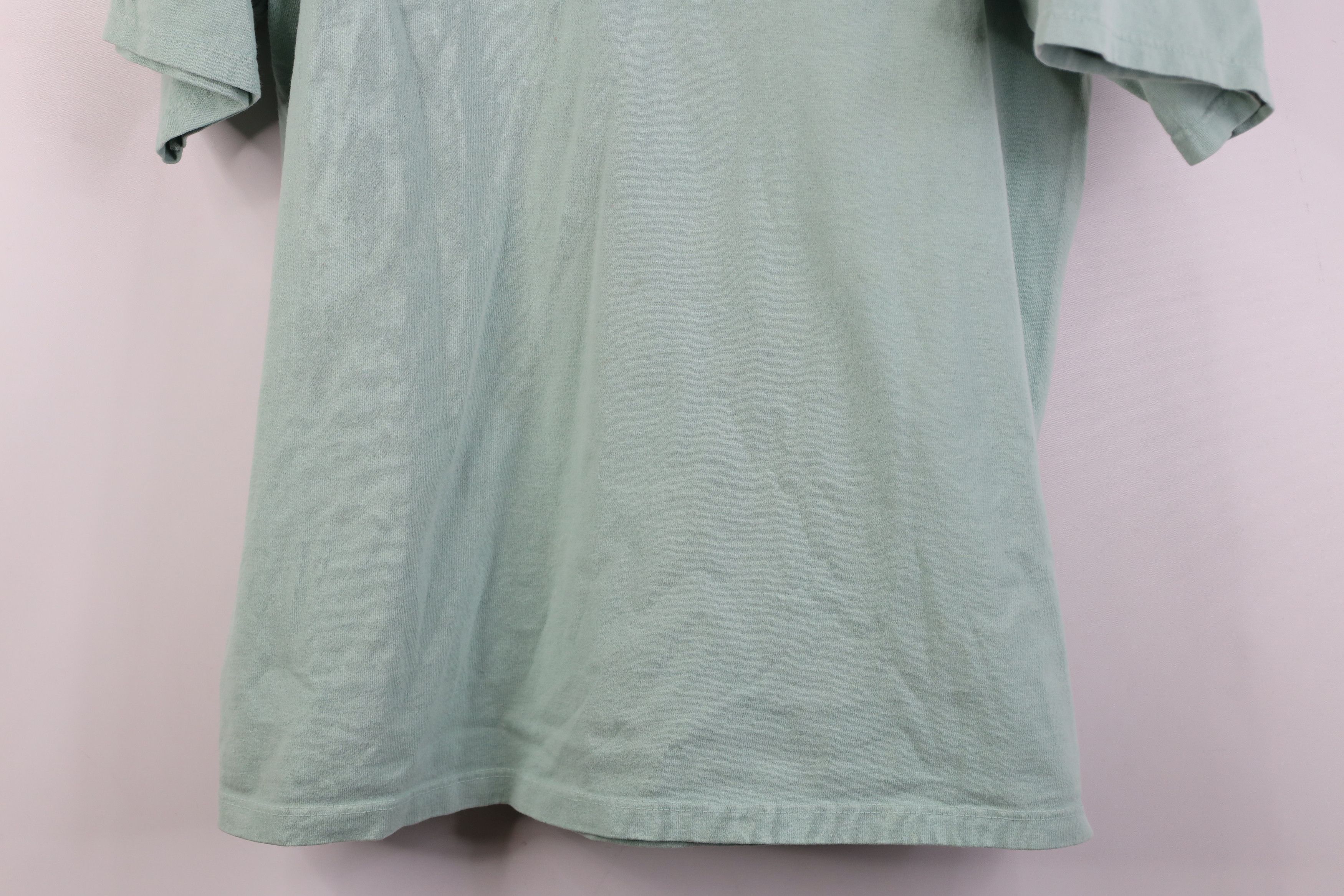 Vintage Vintage 90s Streetwear Kabetogama Minnesota Wolf T-Shirt Size US L / EU 52-54 / 3 - 3 Thumbnail