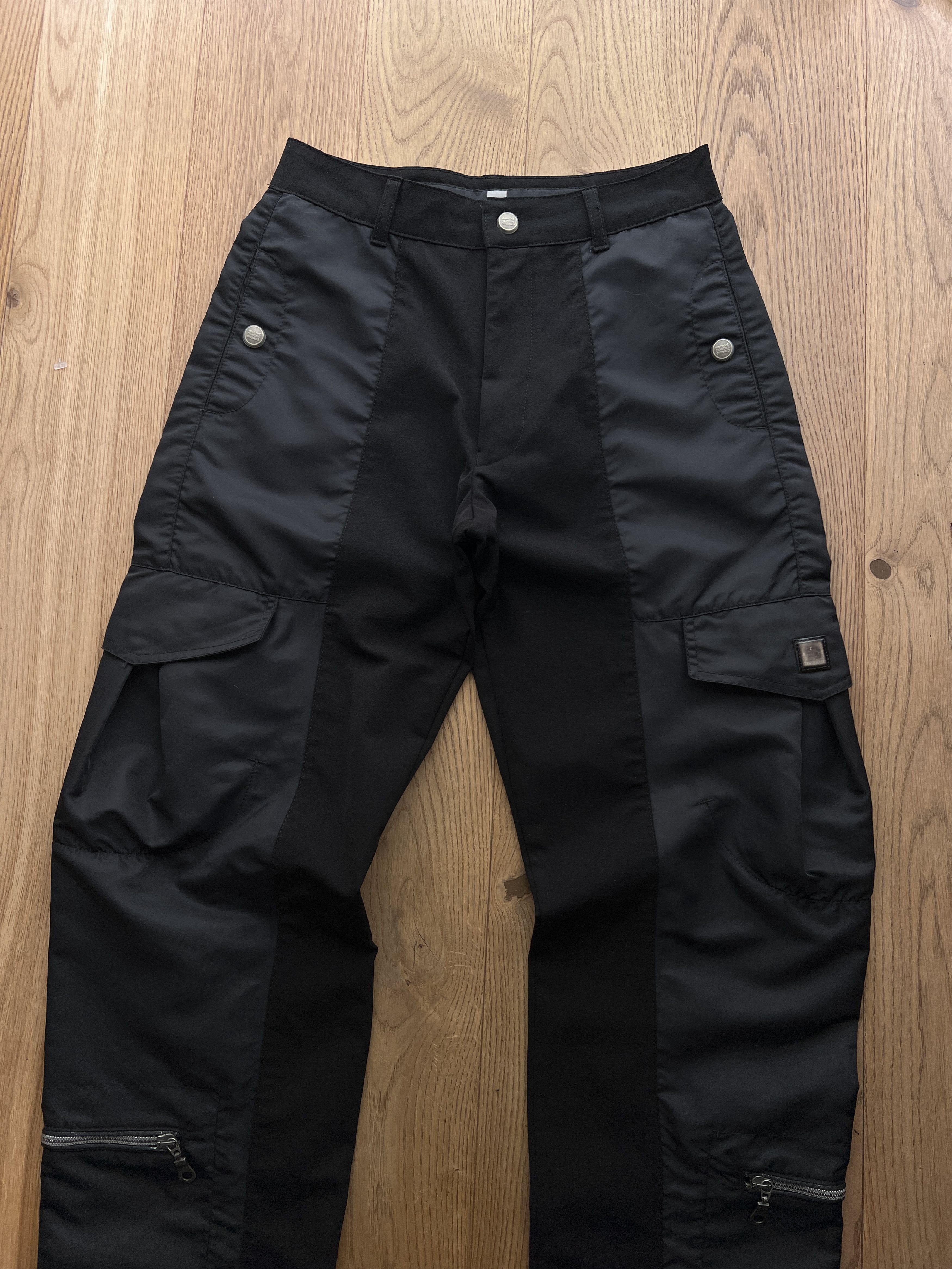 Marithe + Francois Girbaud 2000s Marithe Francois Girbaud cargo pants multipockets rare Size US 29 - 20 Thumbnail