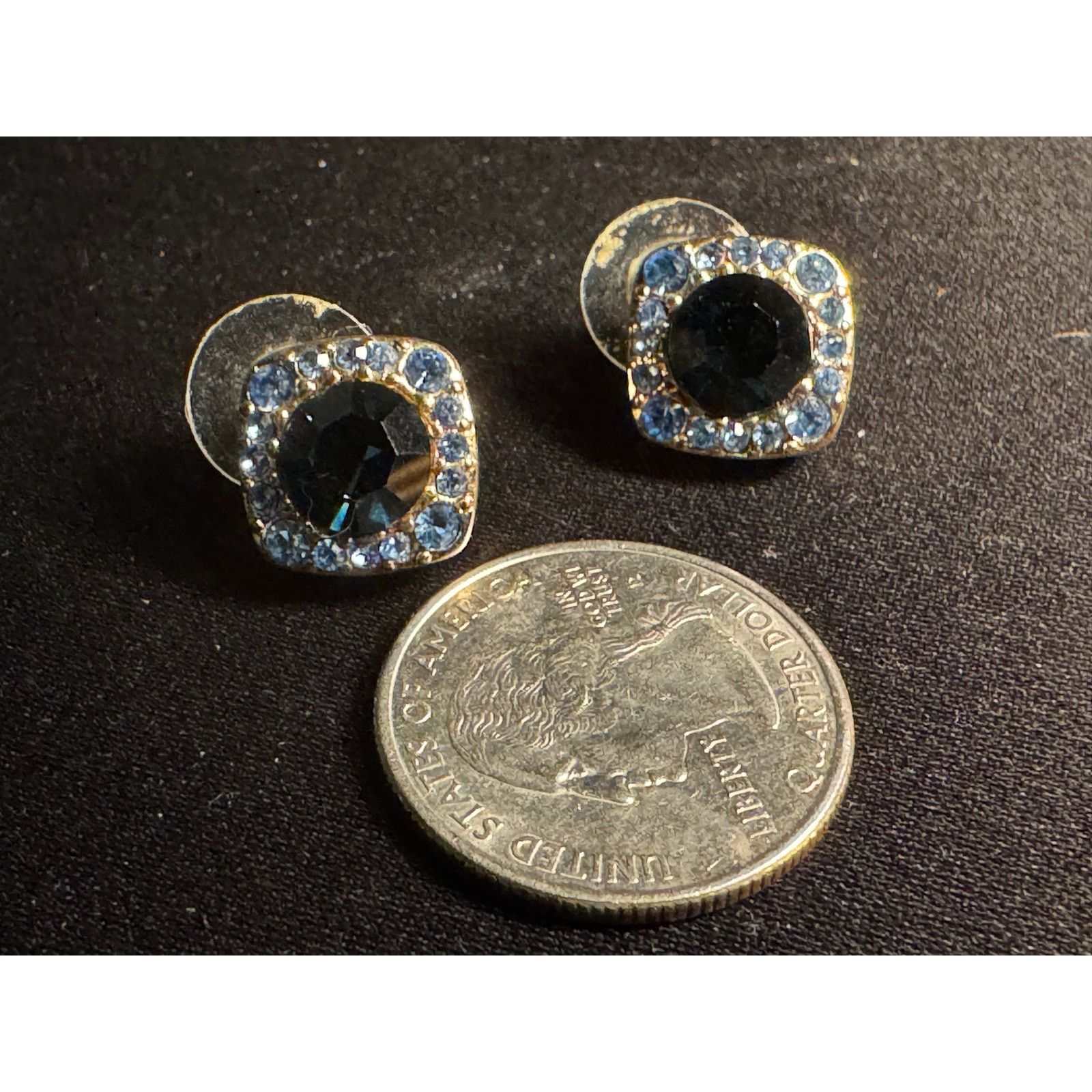 Other Vintage Dark Blue Cabochon and Light Blue Crystals Earrings Size ONE SIZE - 3 Thumbnail
