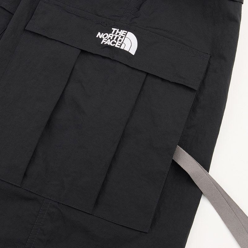 The North Face Urban Exploration LIGHTWEIGHT SUMMER SHORTS Size US 32 / EU 48 - 14 Thumbnail