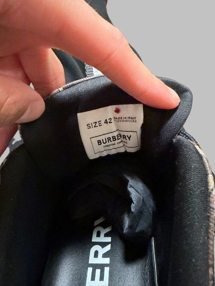 Burberry Burberry Arthur Monogram Sneaker Size US 9 / EU 42 - 10 Thumbnail